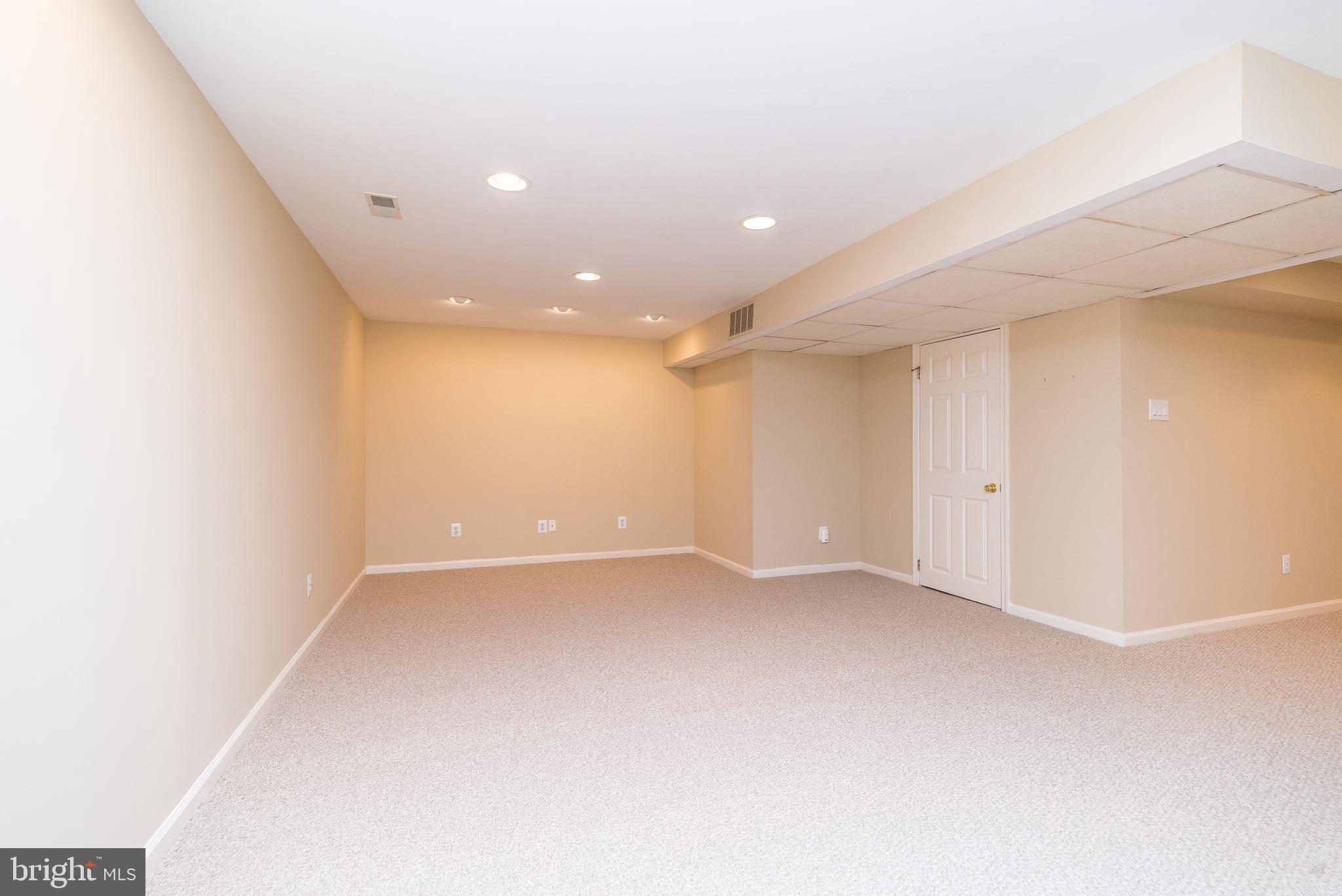 DUBLIN CHASE - Residential