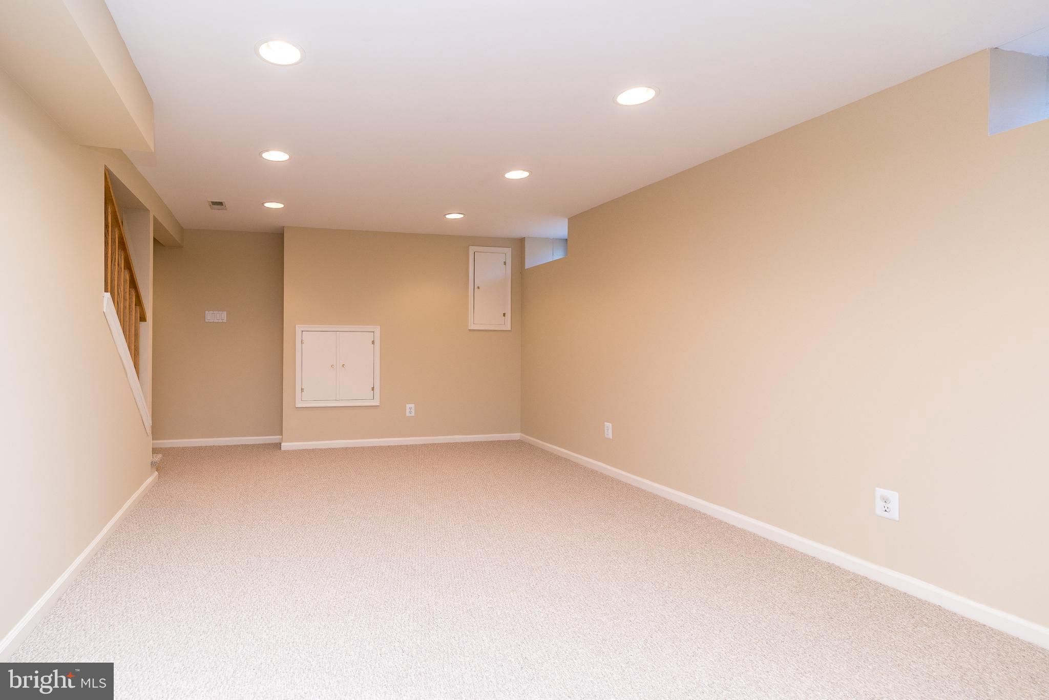 DUBLIN CHASE - Residential