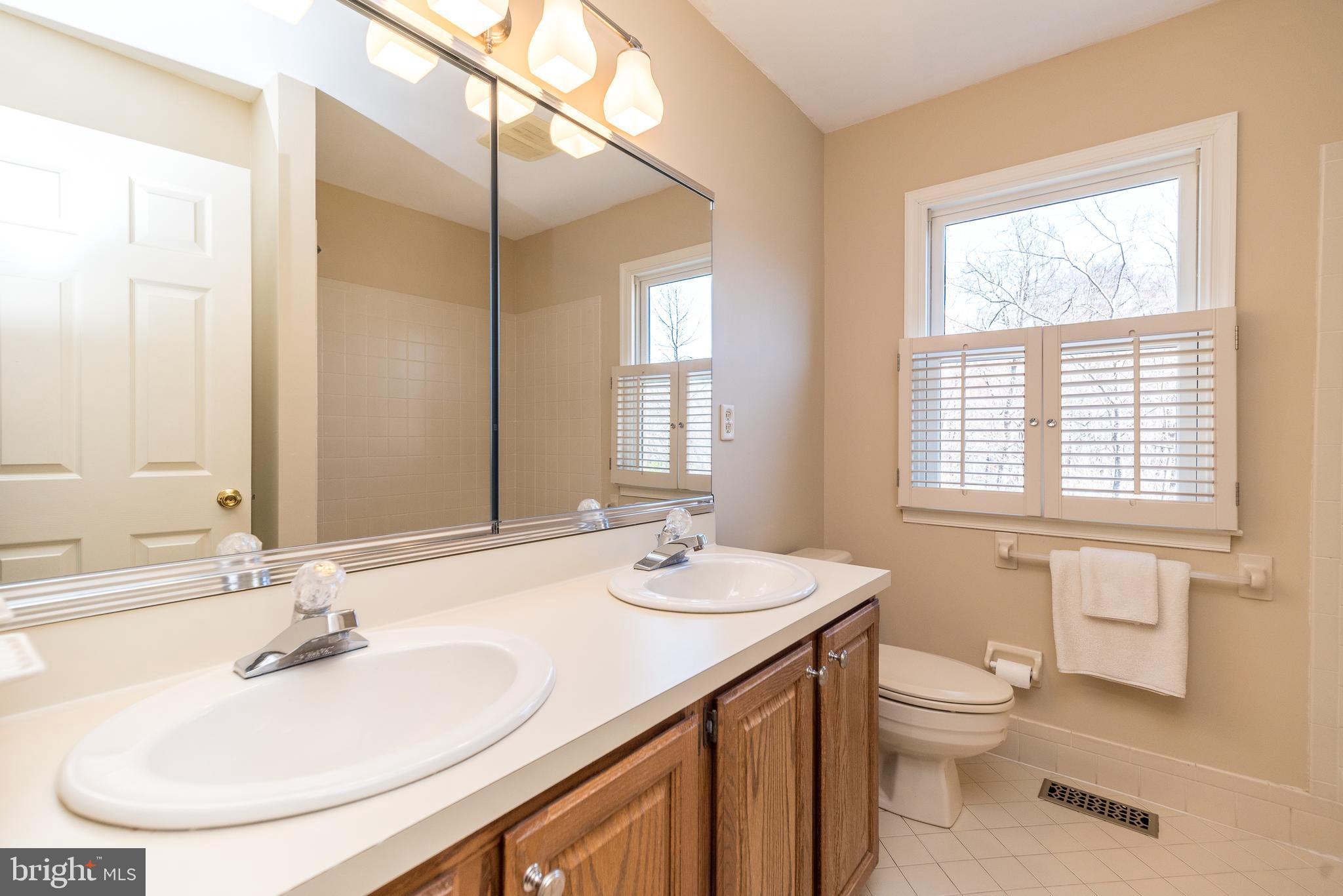 DUBLIN CHASE - Residential