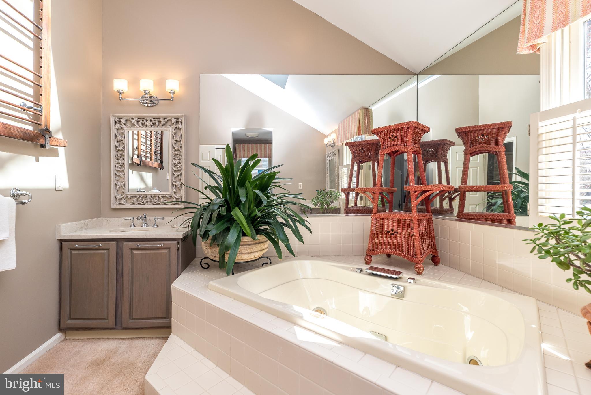 DUBLIN CHASE - Residential