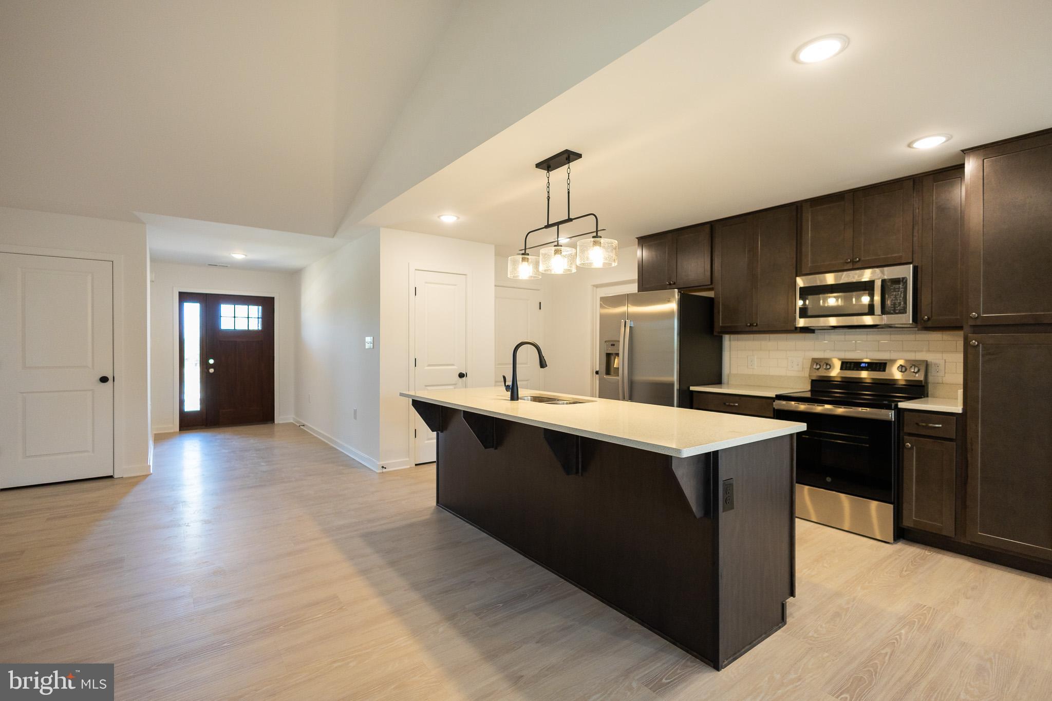 MEADOW CREST - Residential
