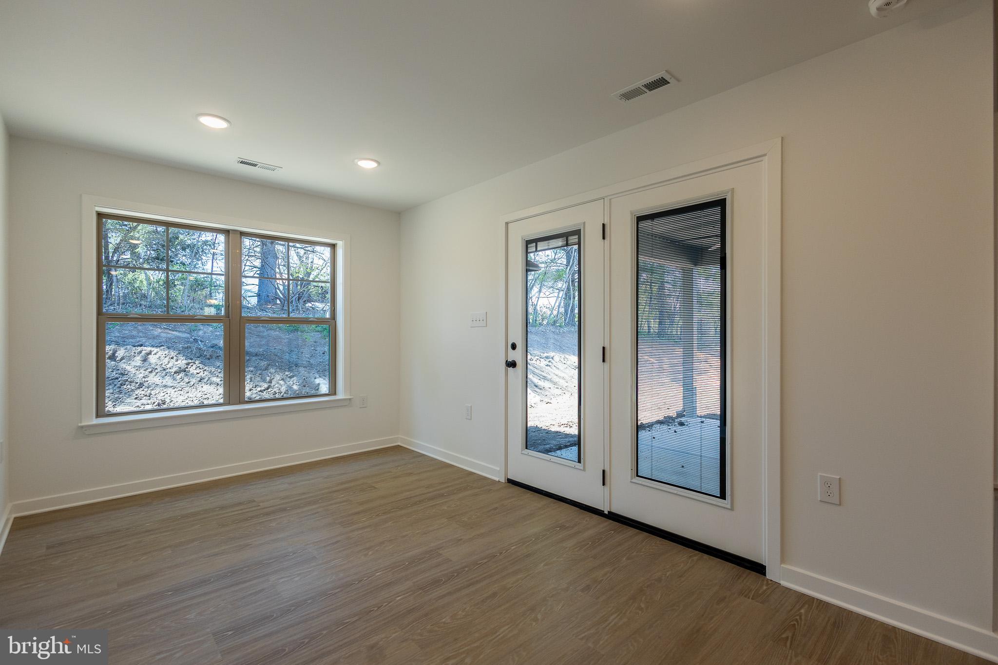 MEADOW CREST - Residential