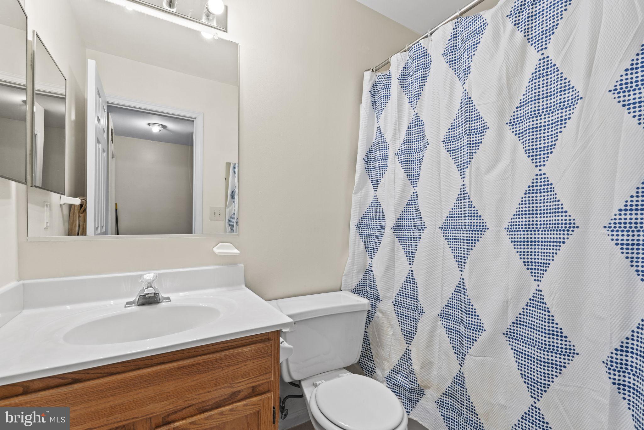 SEVEN OAKS - Residential