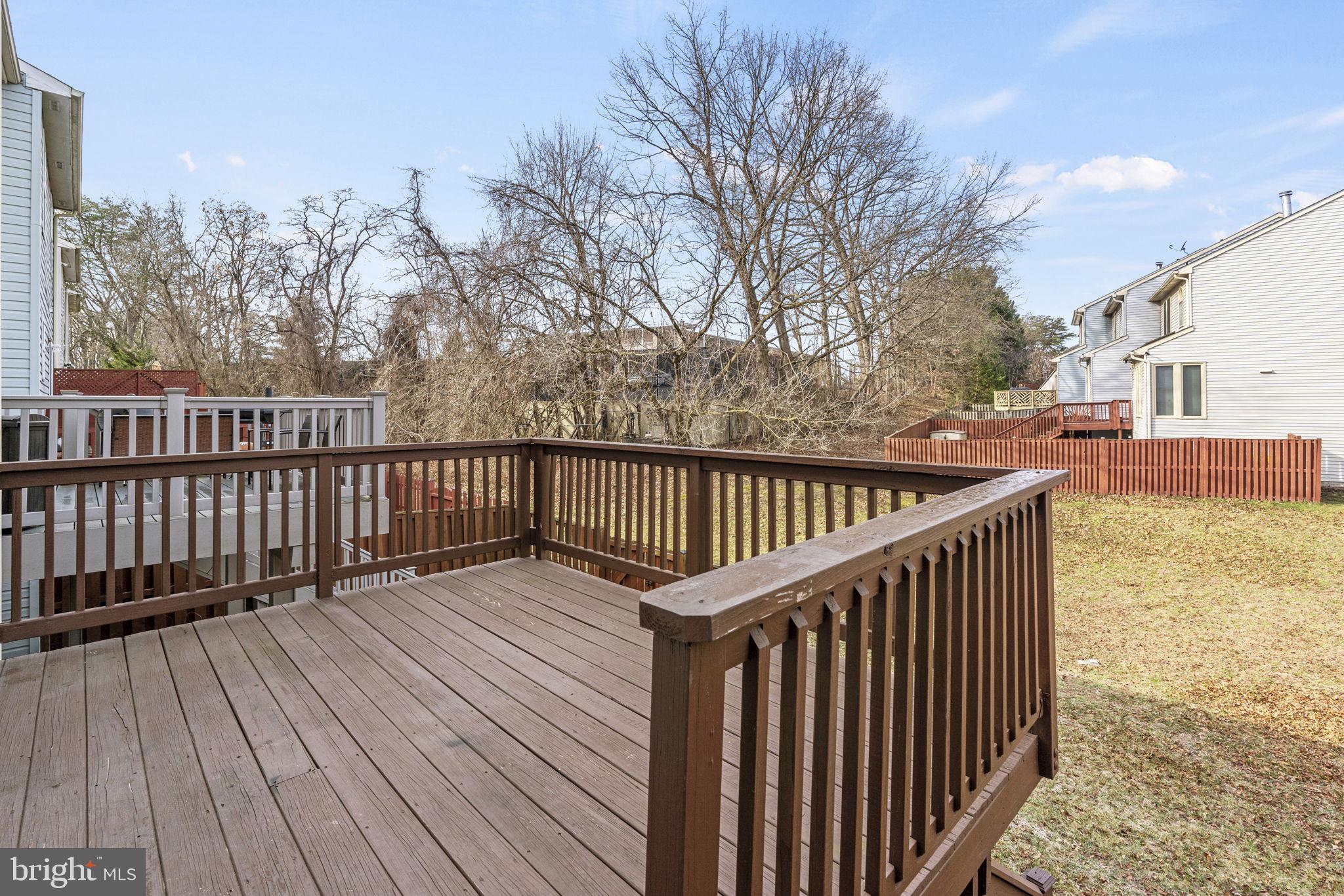 SEVEN OAKS - Residential