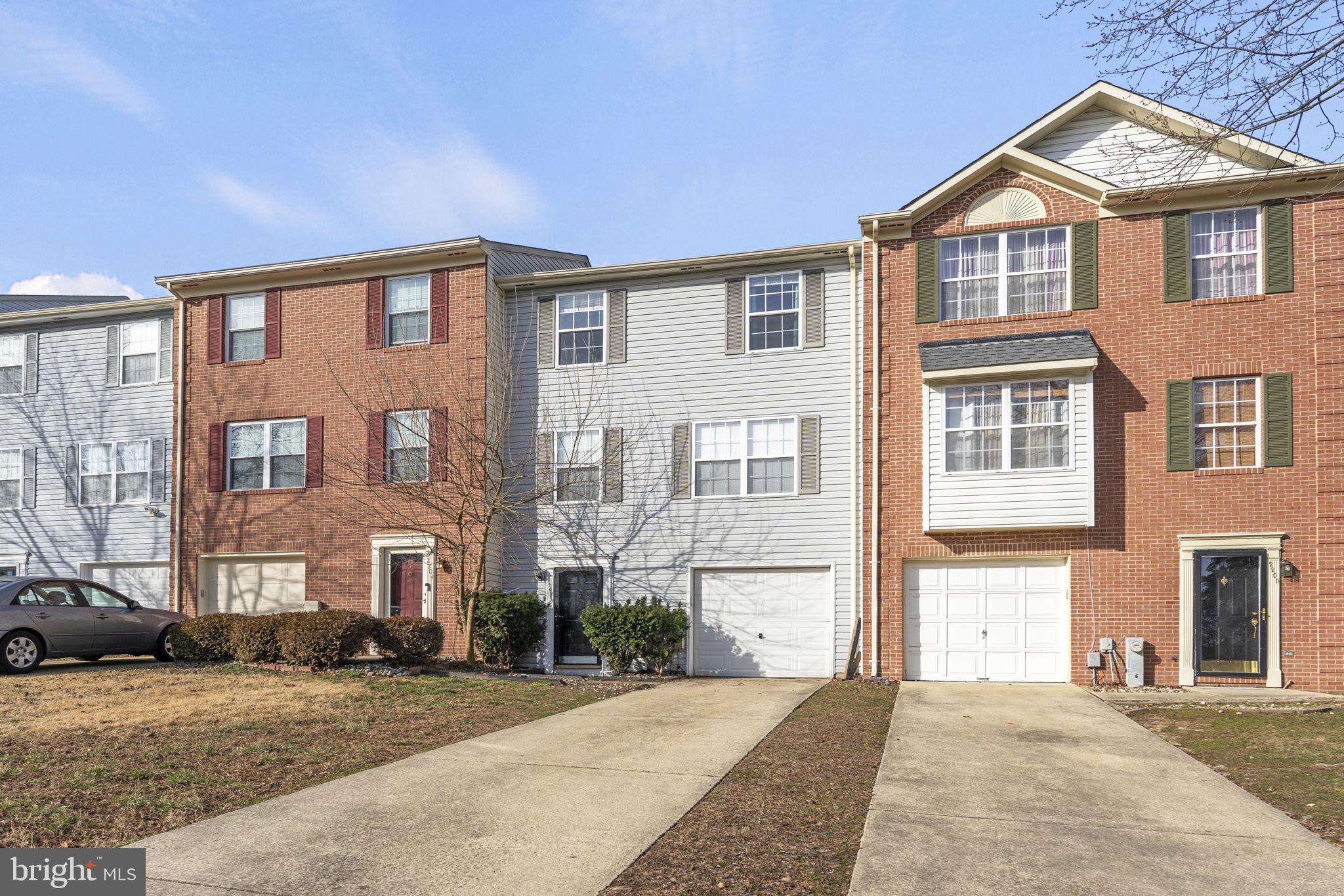 SEVEN OAKS - Residential