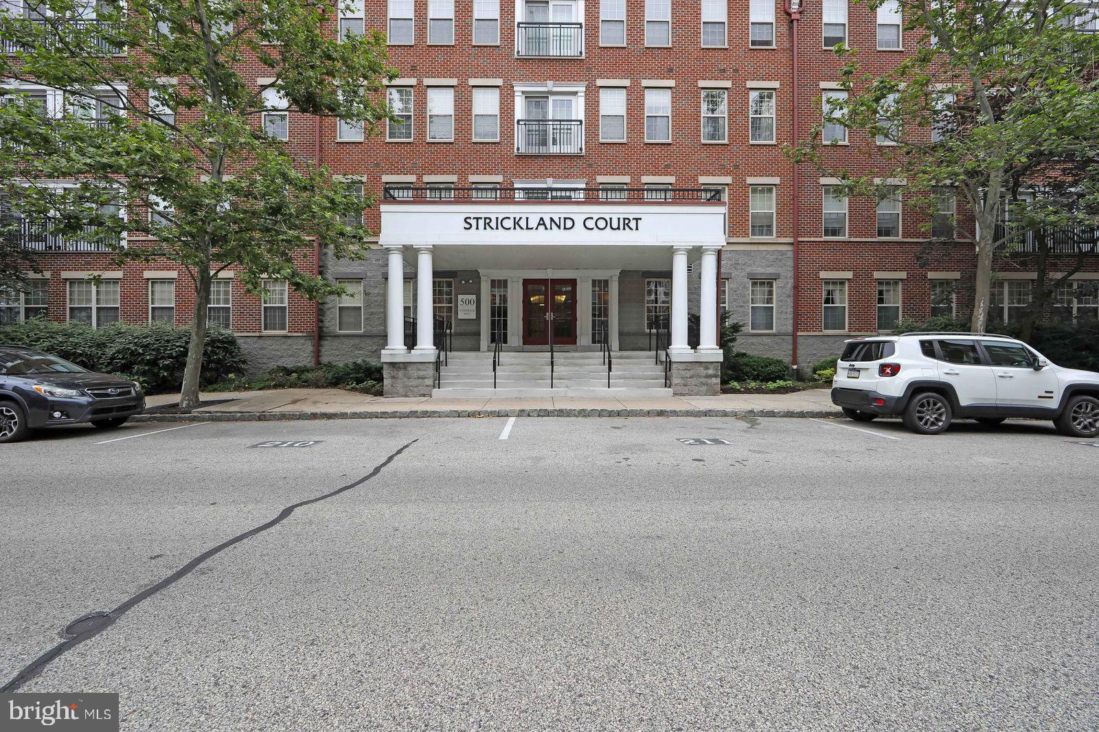 Welcome to 500 Admirals Way Unit 419, a beautifully maintained two-bedroom, two-bath condominium located in the heart of Naval Square—Philadelphia’s premier gated community. This spacious home offers approximately 1,175 square feet of modern, comfortable living. Inside, you'll find an open-concept layout with gleaming hardwood floors and an abundance of natural light that fills the living and dining areas. The kitchen is a standout feature, complete with granite countertops, stainless steel appliances, and generous cabinetry—perfect for cooking and entertaining. The primary suite is a peaceful retreat, offering a large walk-in closet and a private bath with both a soaking tub and a separate shower. A second bedroom and full bath provide excellent space for guests, a home office, or both. For added convenience, there’s also an in-unit washer and dryer. This home also includes a deeded parking space, providing the new owner with secure and convenient parking within the community
Naval Square is a pet-friendly community and is known for its resort-style amenities, including 24/7 gated security, concierge services, a state-of-the-art fitness center, and a seasonal outdoor pool. The community is set within 20 beautifully landscaped acres and features historic architecture, picnic areas, and direct access to the Schuylkill River Park and Trail. Located just minutes from University City, CHOP, UPenn, and the vibrant shops and restaurants of Fitler and Rittenhouse Squares, this condo offers unmatched value and convenience in one of the city’s most desirable neighborhoods.
Don’t miss this rare opportunity to own a home in Naval Square—schedule your showing today!