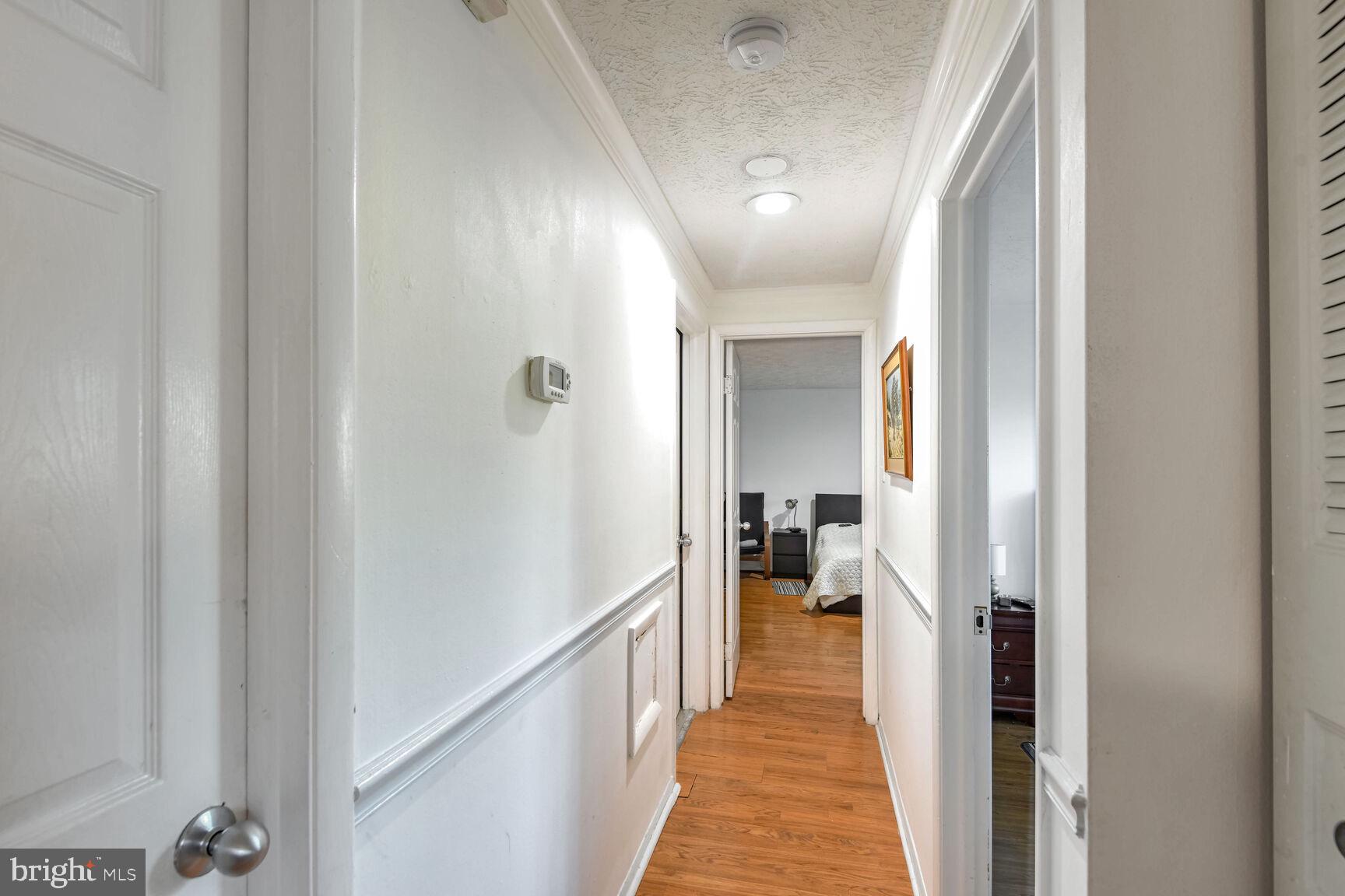 KNOLLS AT NORTH LAKE CONDOMINIUM - Residential