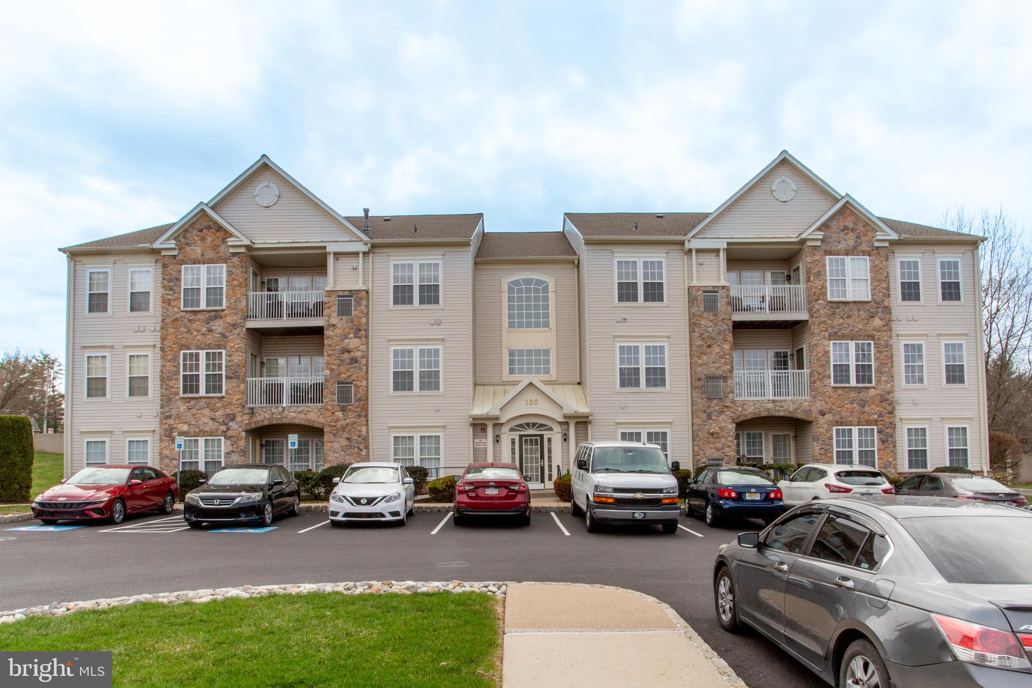 FOREST RIDGE - Residential