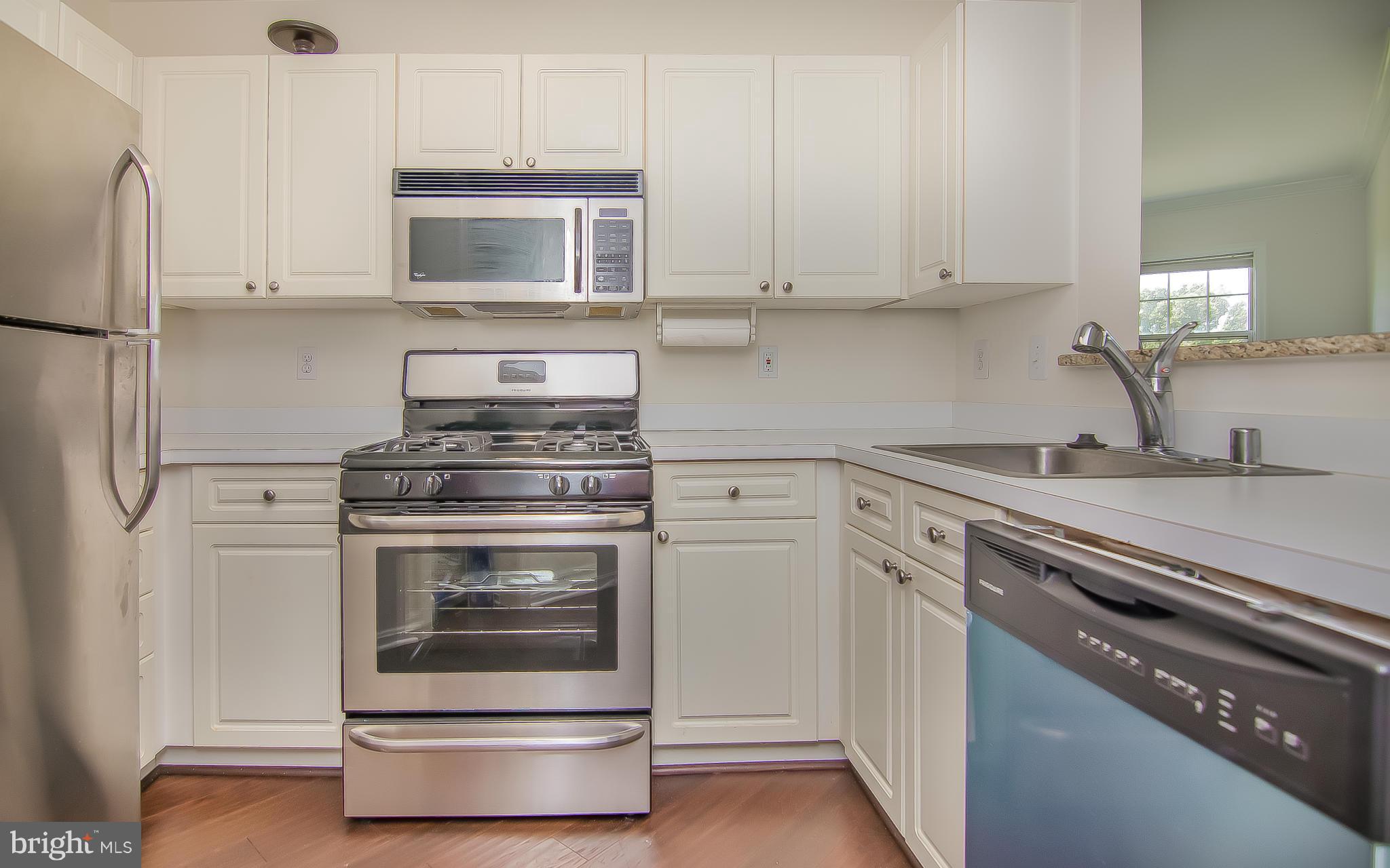 SAVOY PARK CONDOMINIUMS - Residential