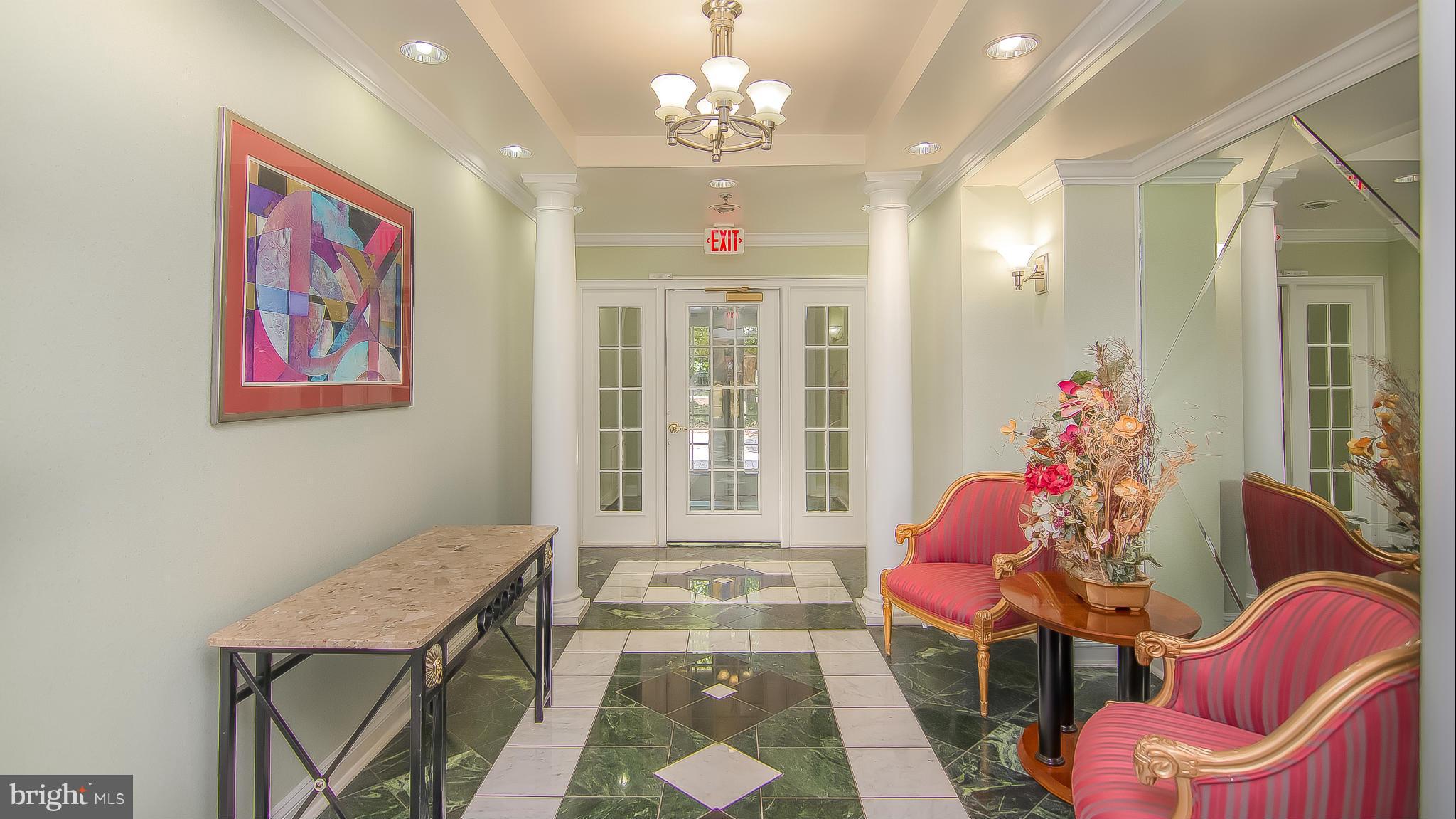 SAVOY PARK CONDOMINIUMS - Residential