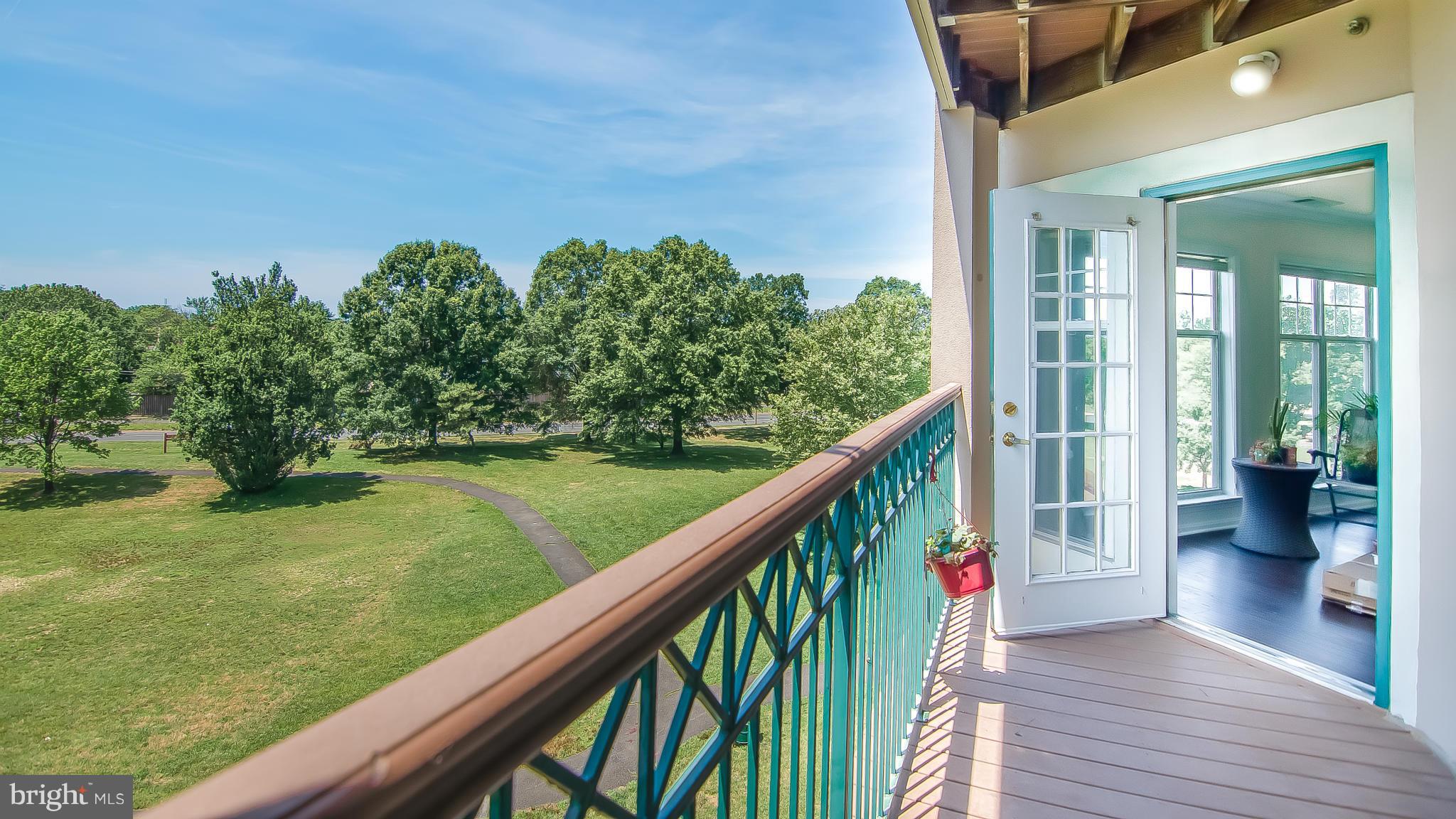 SAVOY PARK CONDOMINIUMS - Residential