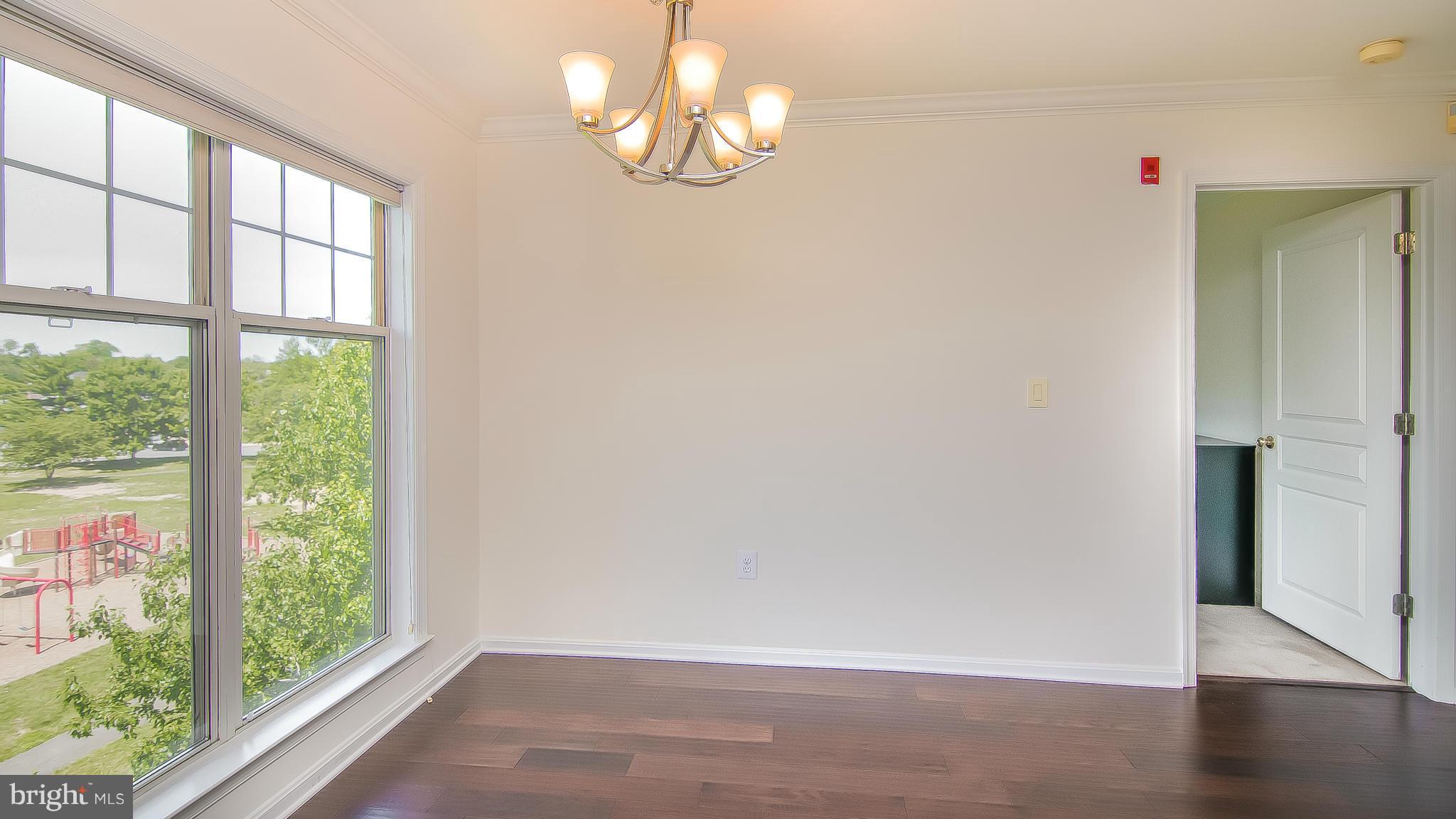 SAVOY PARK CONDOMINIUMS - Residential