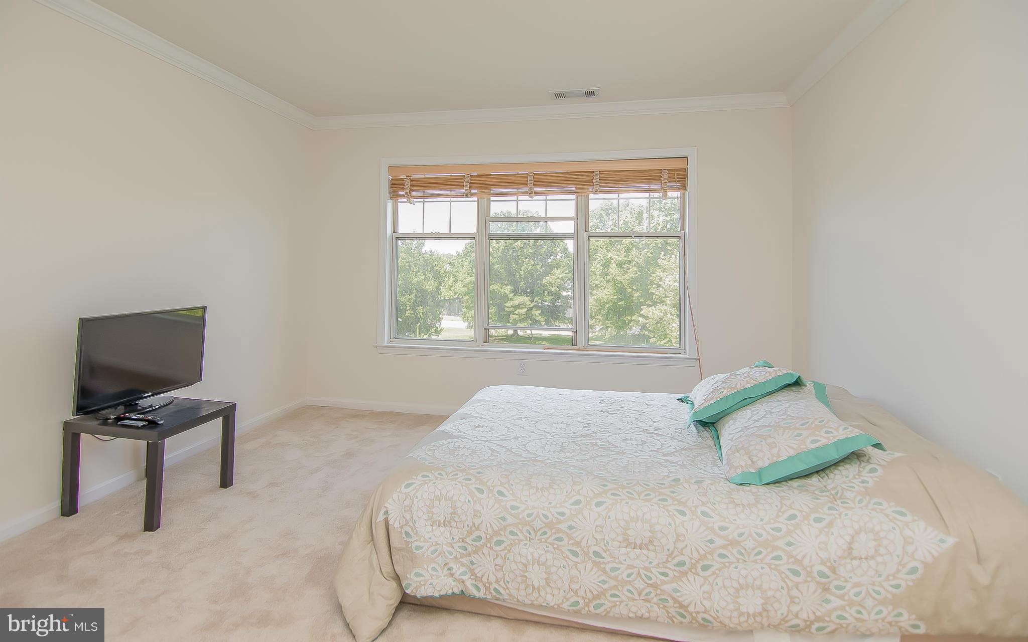 SAVOY PARK CONDOMINIUMS - Residential