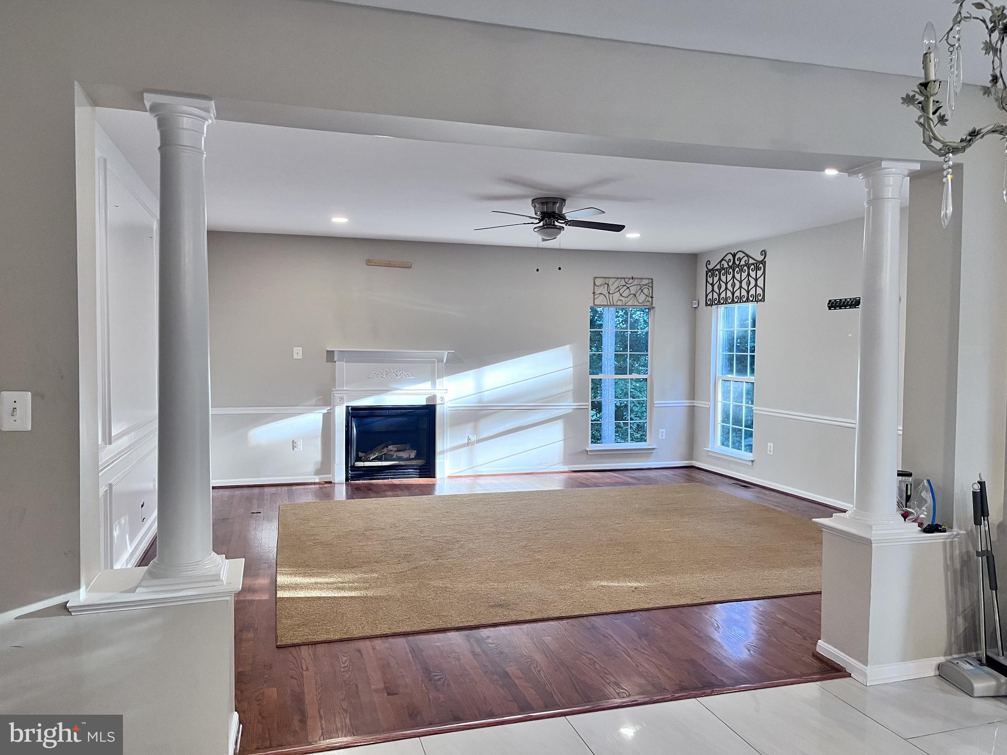 9201 GOLF COURT