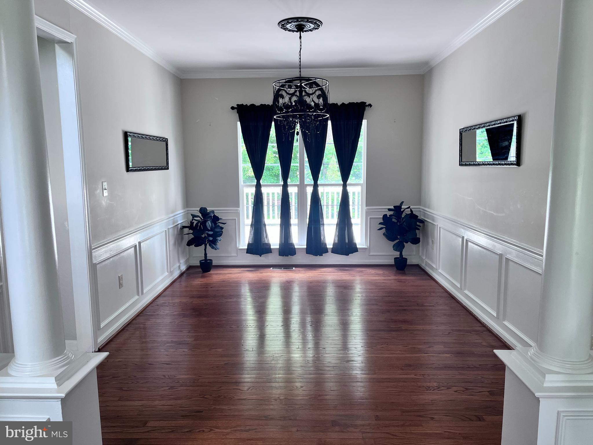 9201 GOLF COURT