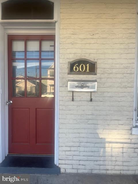 601 FREDERICK STREET 603