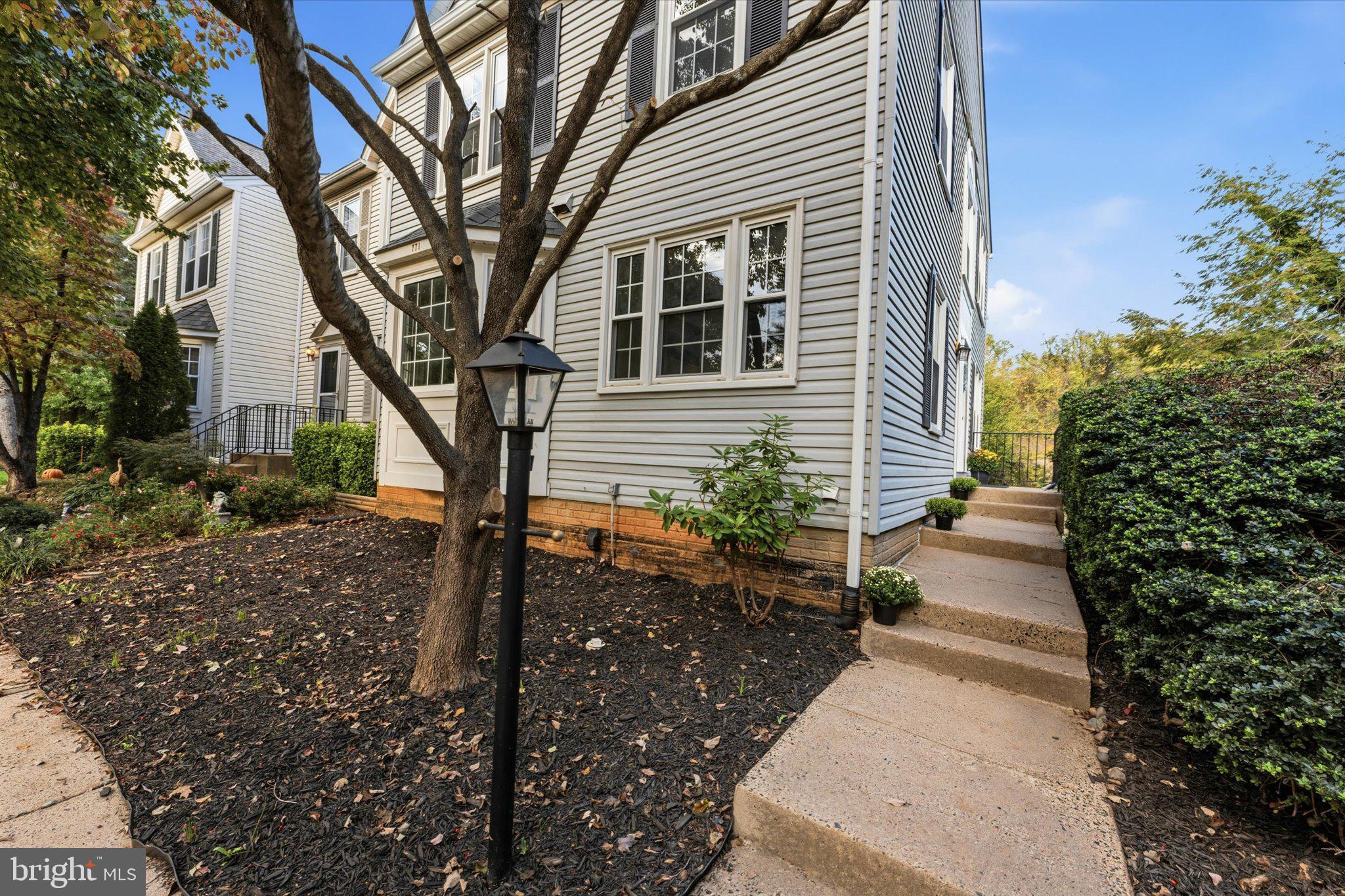 771 CHERRY TREE LANE