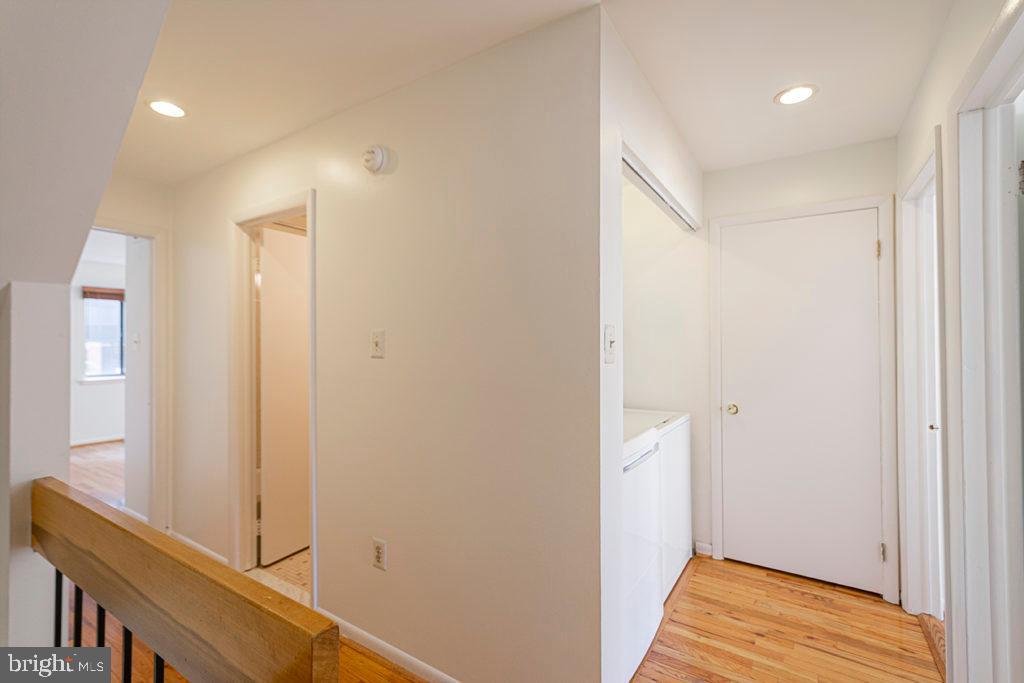 LOGAN SQUARE - Residential Lease