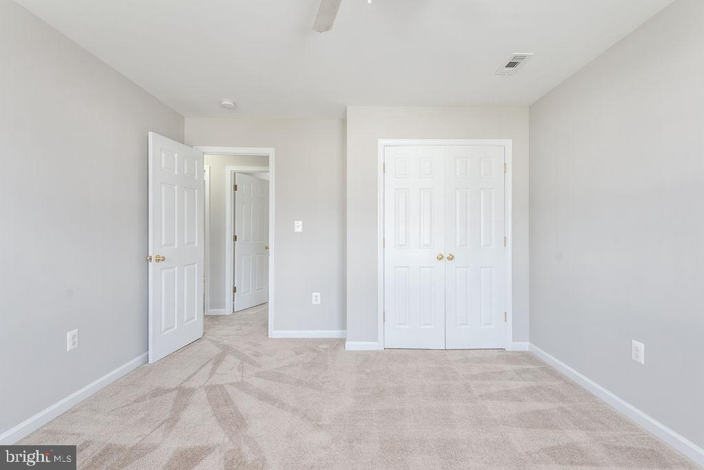 STAFFORD OAKS - Residential