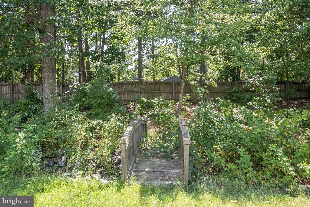 STAFFORD OAKS - Residential