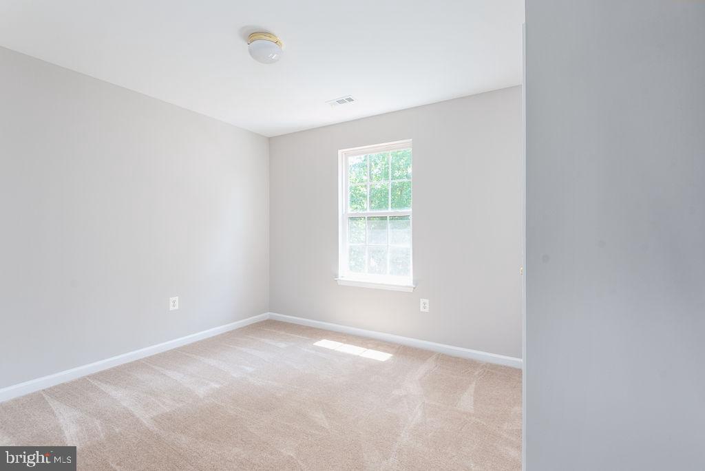 STAFFORD OAKS - Residential