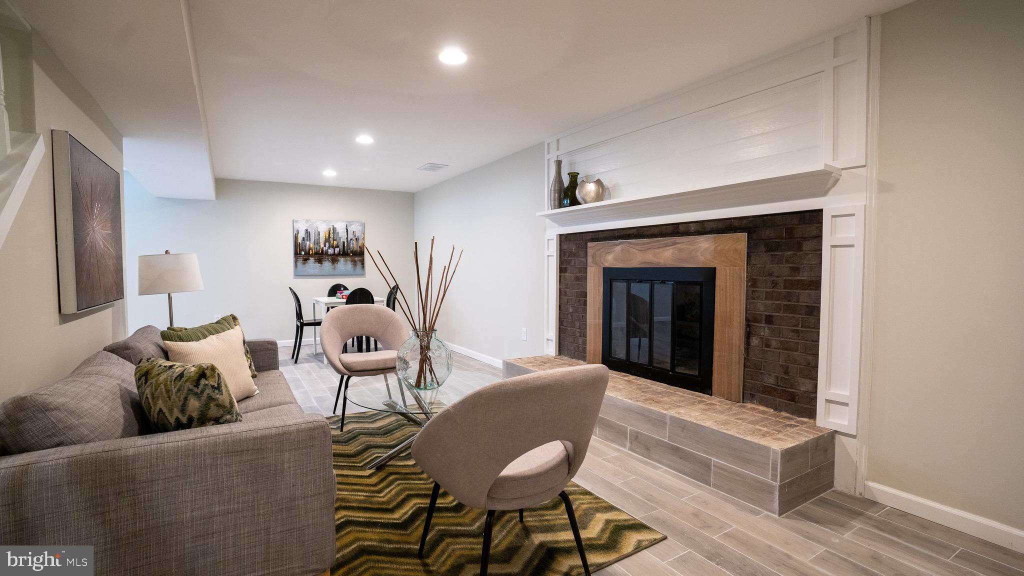 BEVERLY FARMS - Residential