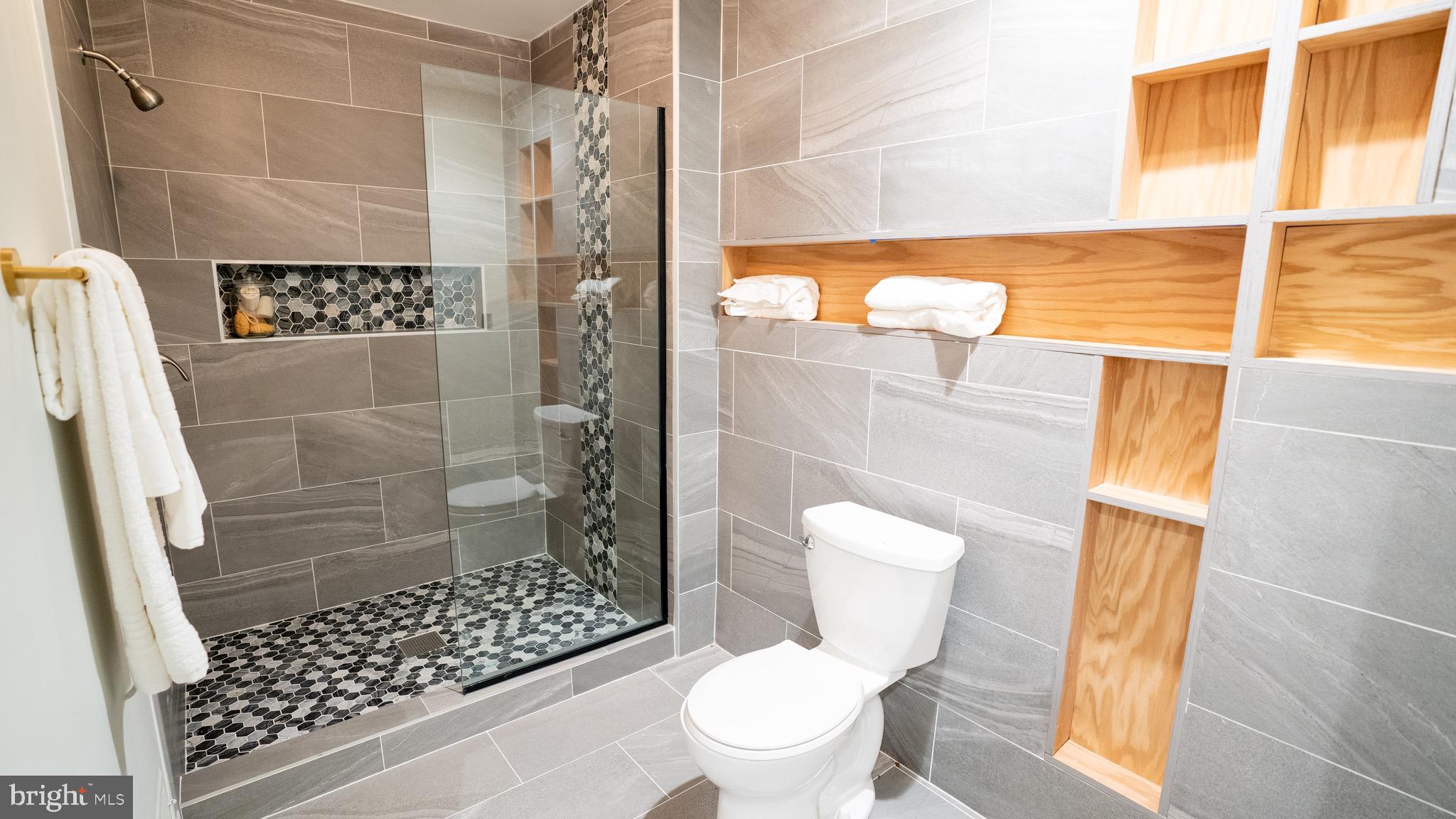 BEVERLY FARMS - Residential