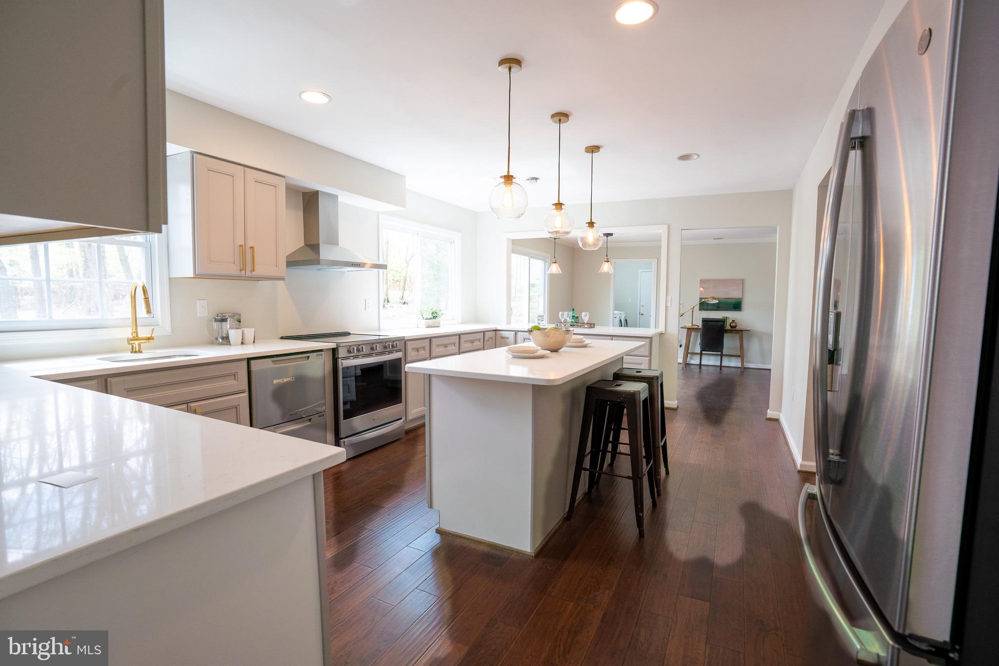 BEVERLY FARMS - Residential