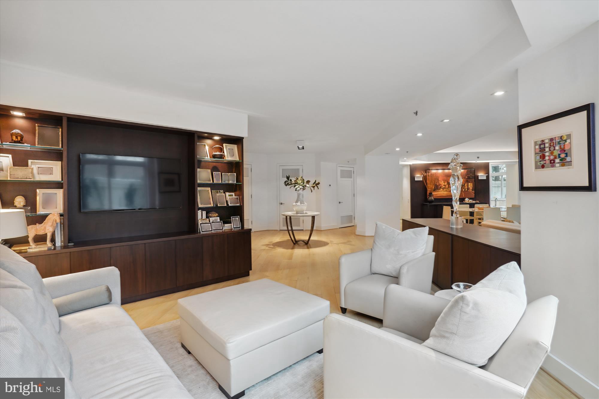 SOMERSET HOUSE 2 - Residential