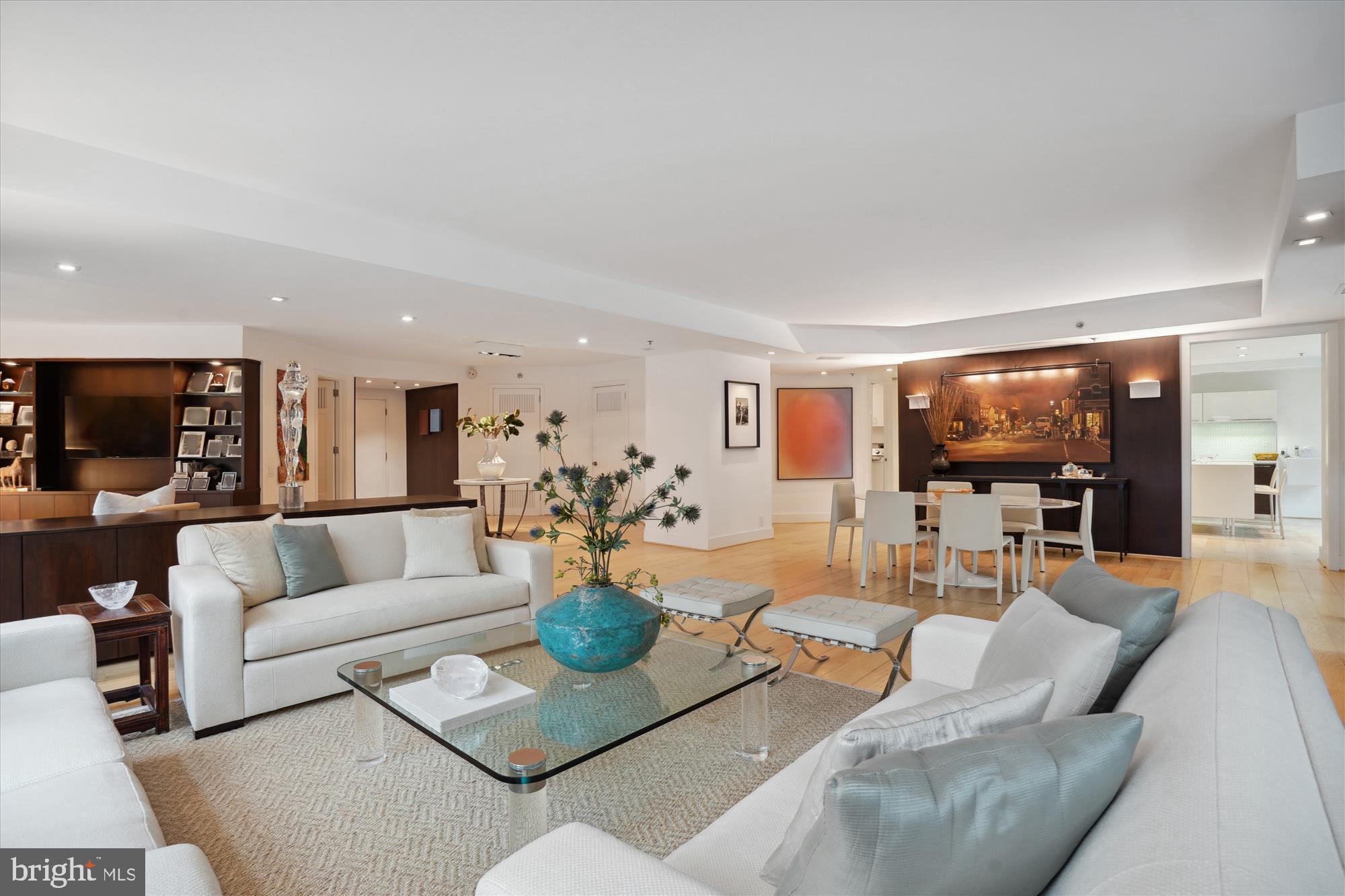 SOMERSET HOUSE 2 - Residential