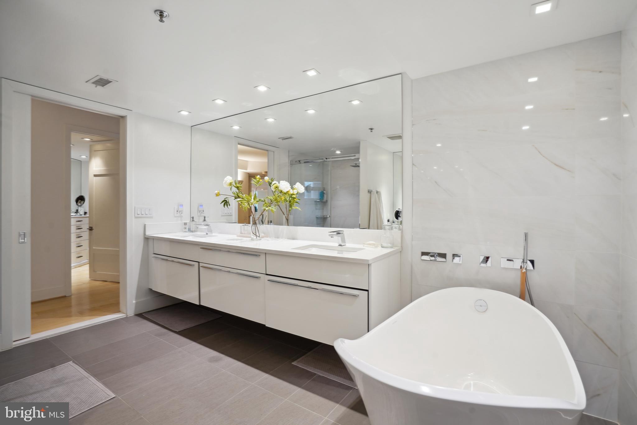 SOMERSET HOUSE 2 - Residential