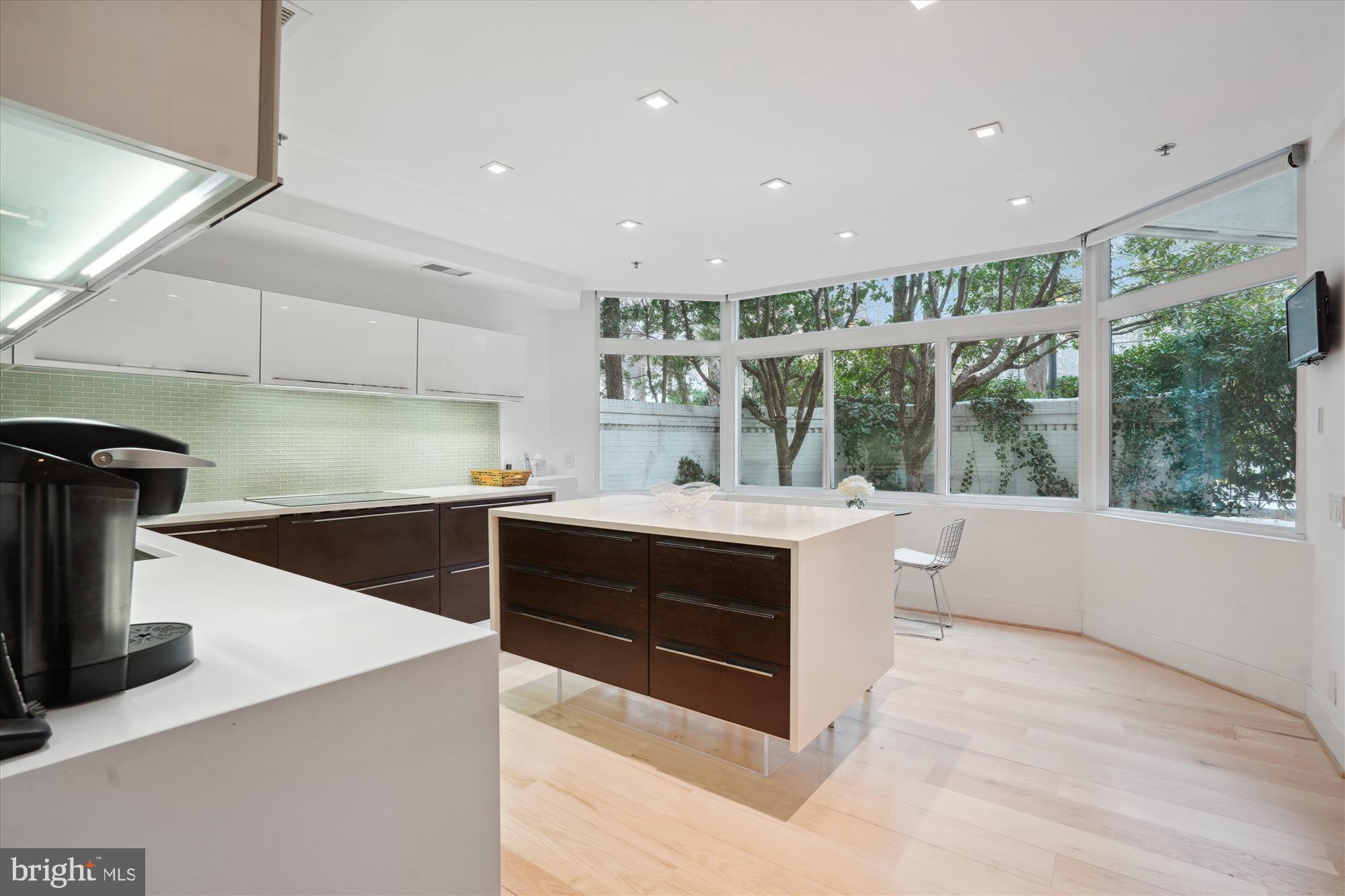 SOMERSET HOUSE 2 - Residential