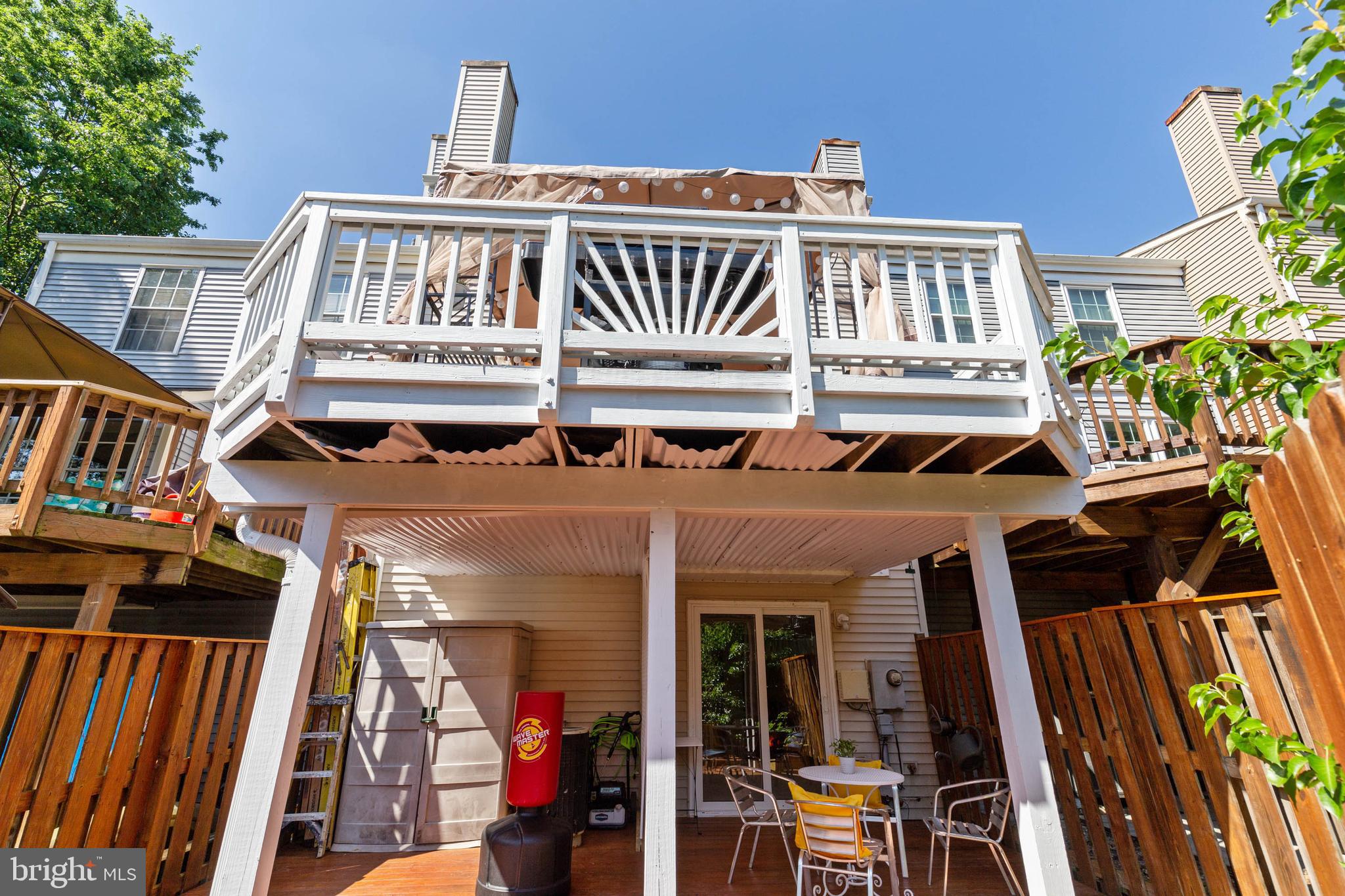 SINGLETONS GROVE - Residential