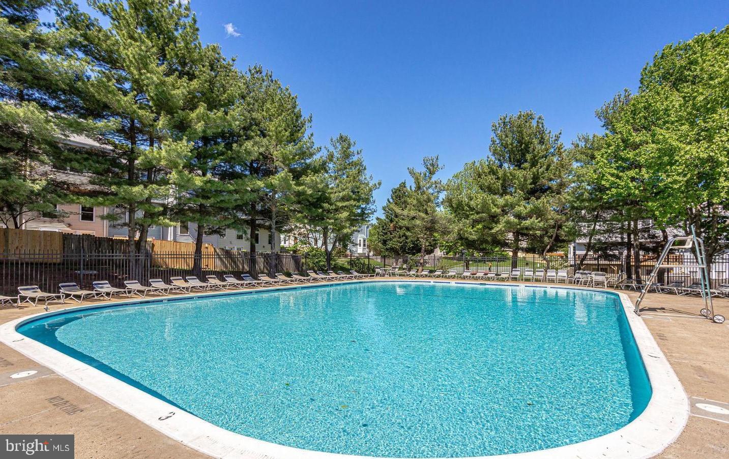 SINGLETONS GROVE - Residential