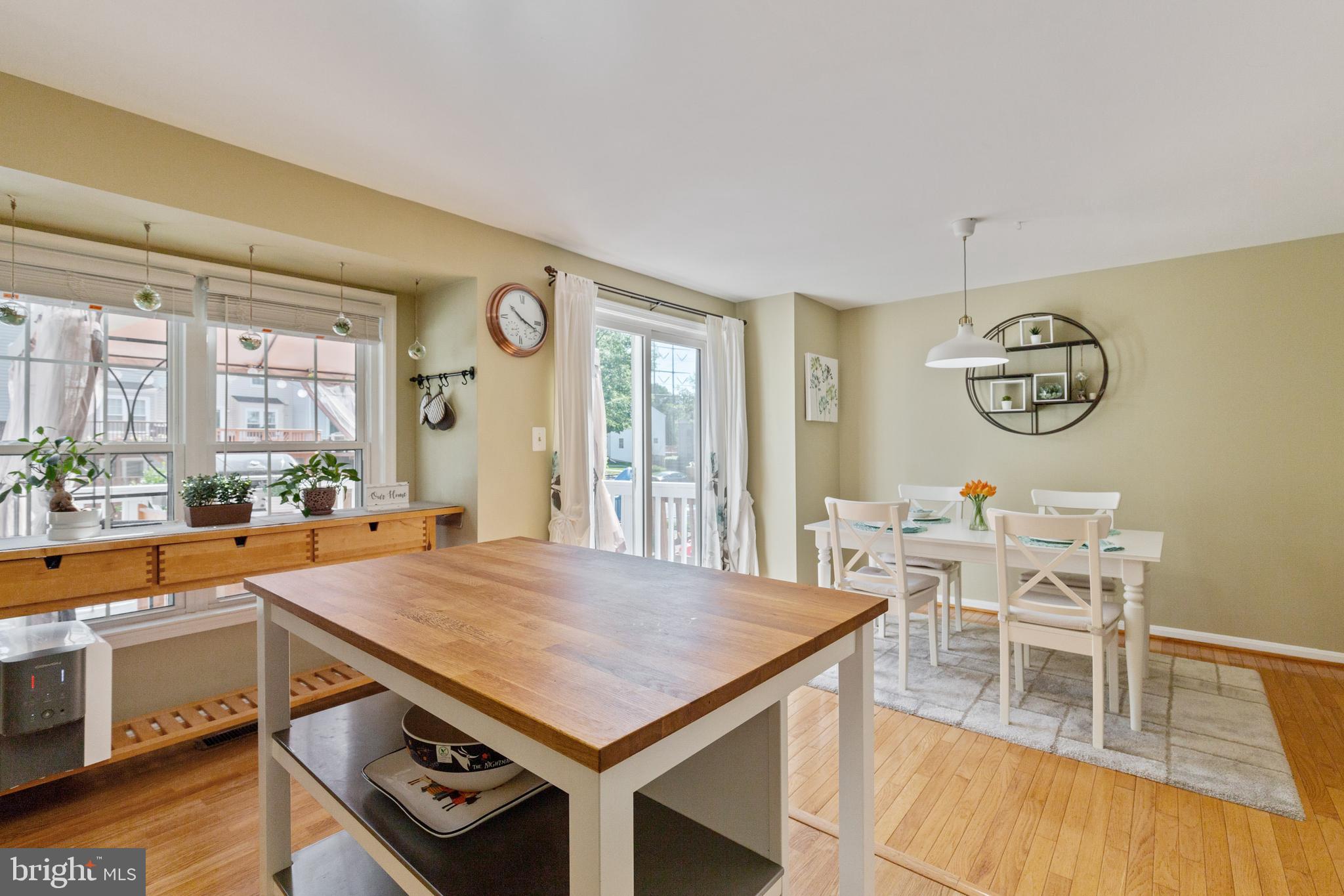 SINGLETONS GROVE - Residential