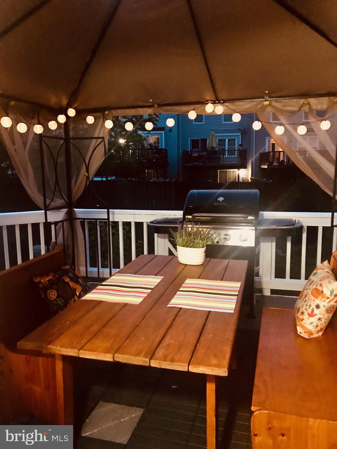 SINGLETONS GROVE - Residential