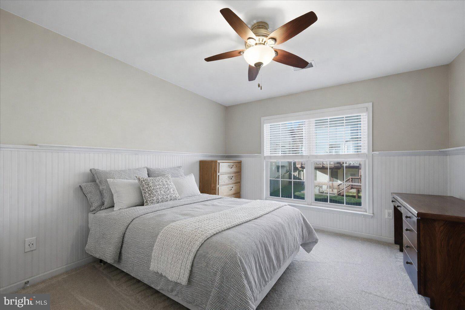 HIGHLAND OAKS - Residential