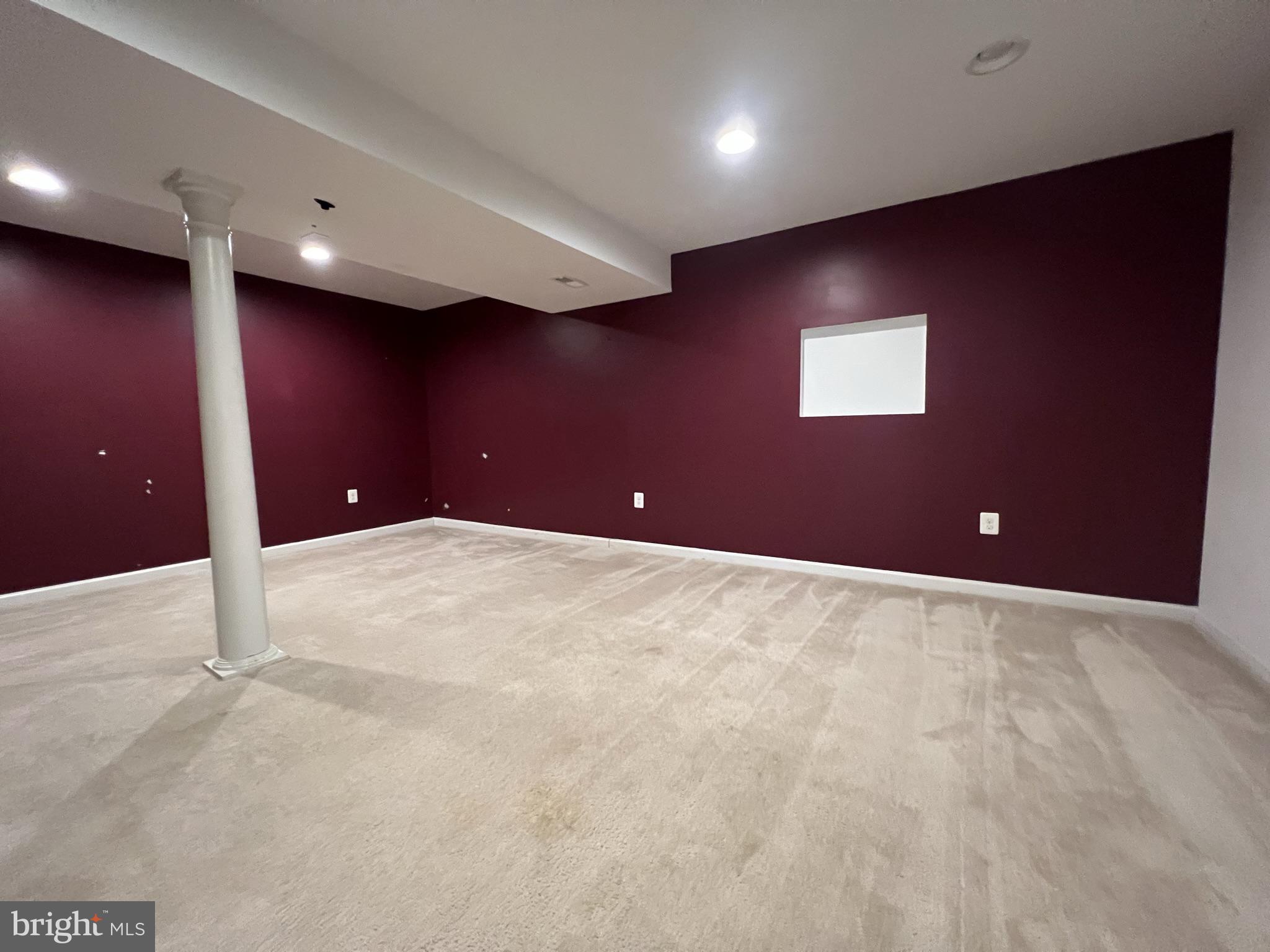 TAYLOR VILLAGE - Residential Lease