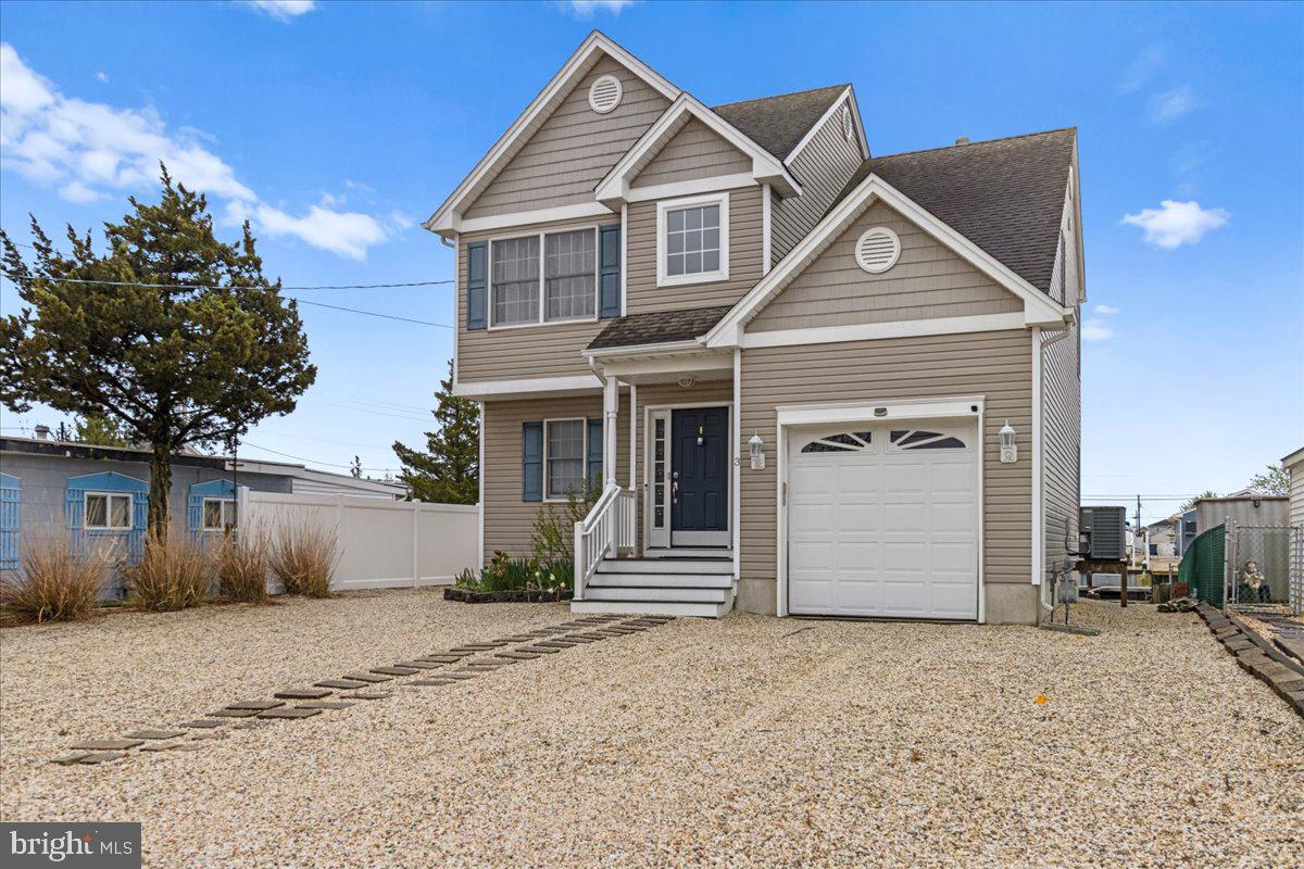 3 CRANBURY LAKE DRIVE