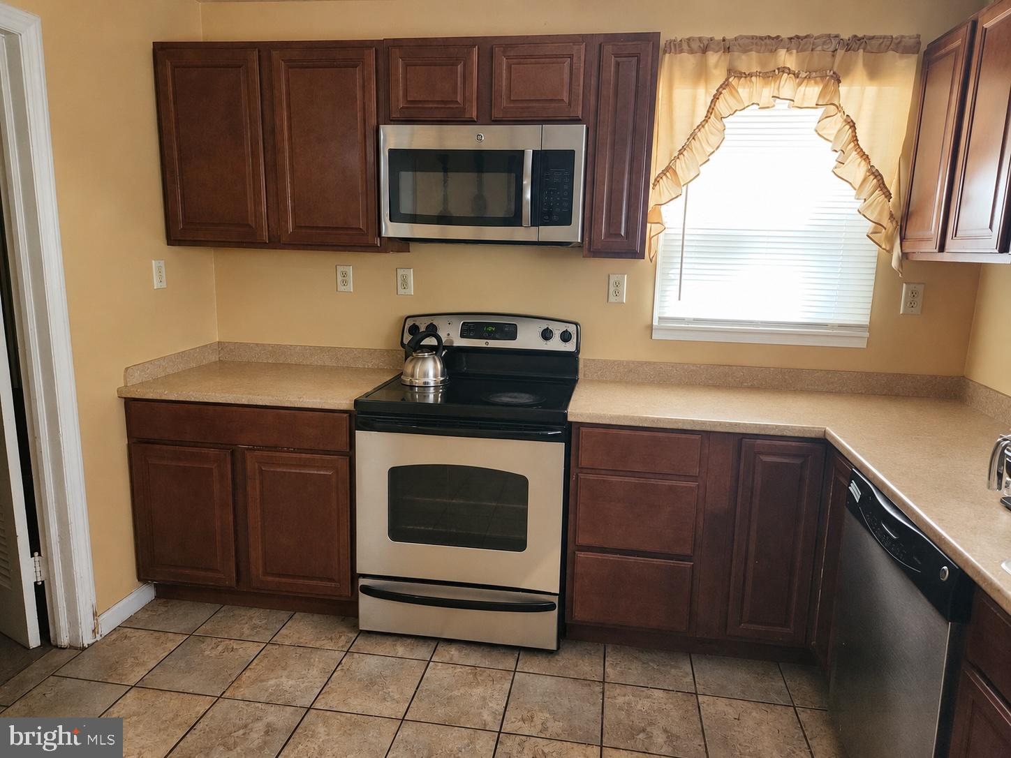 8814 TYSON ROAD, WYNDMOOR, PA, 19038 8814 TYSON ROAD