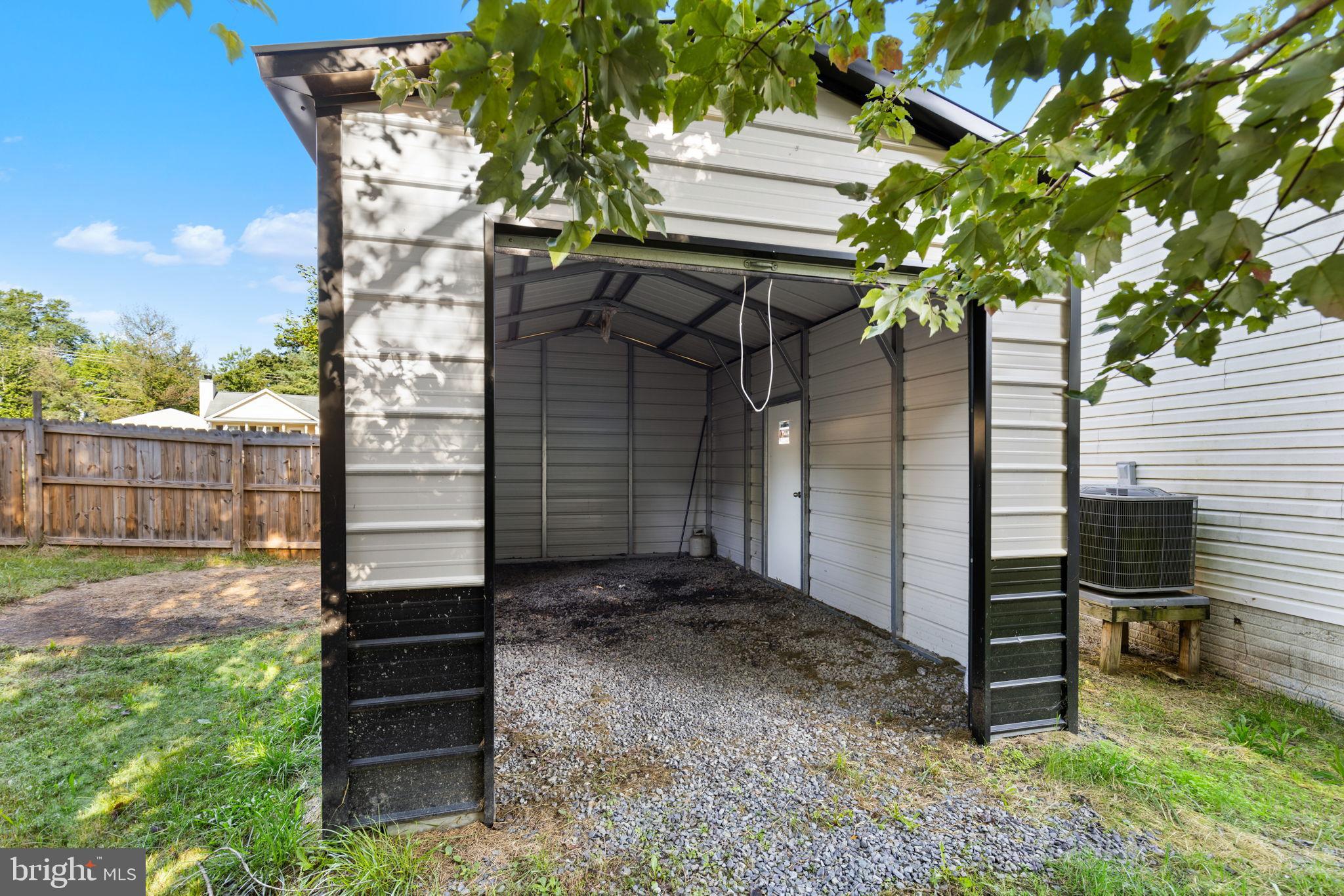 REGENCY GLEN - Residential