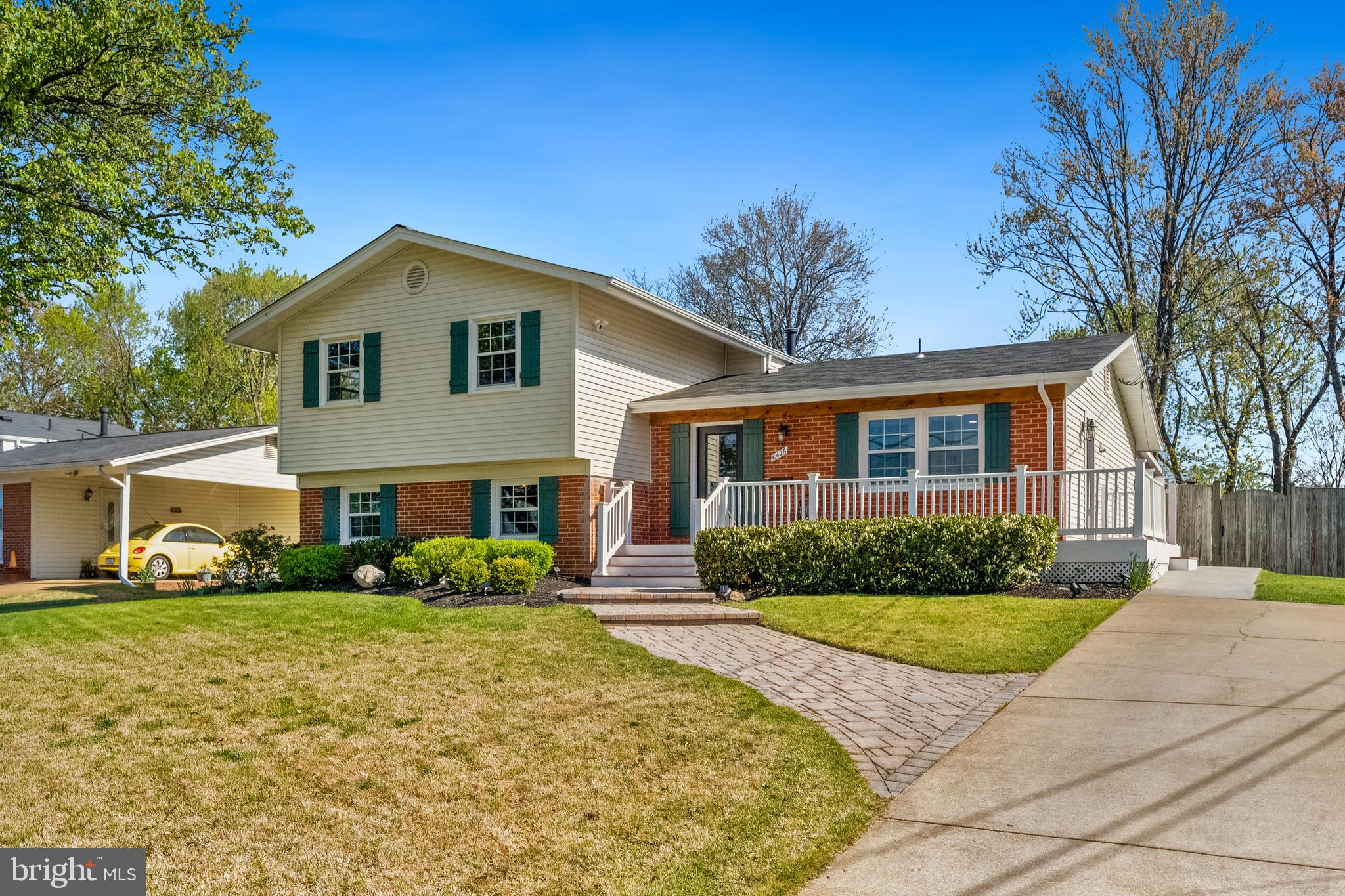 MONTICELLO WOODS - Residential