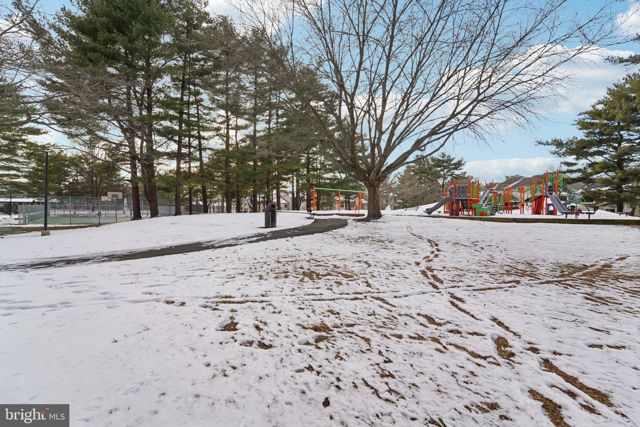 HIGHLAND HALL - Residential