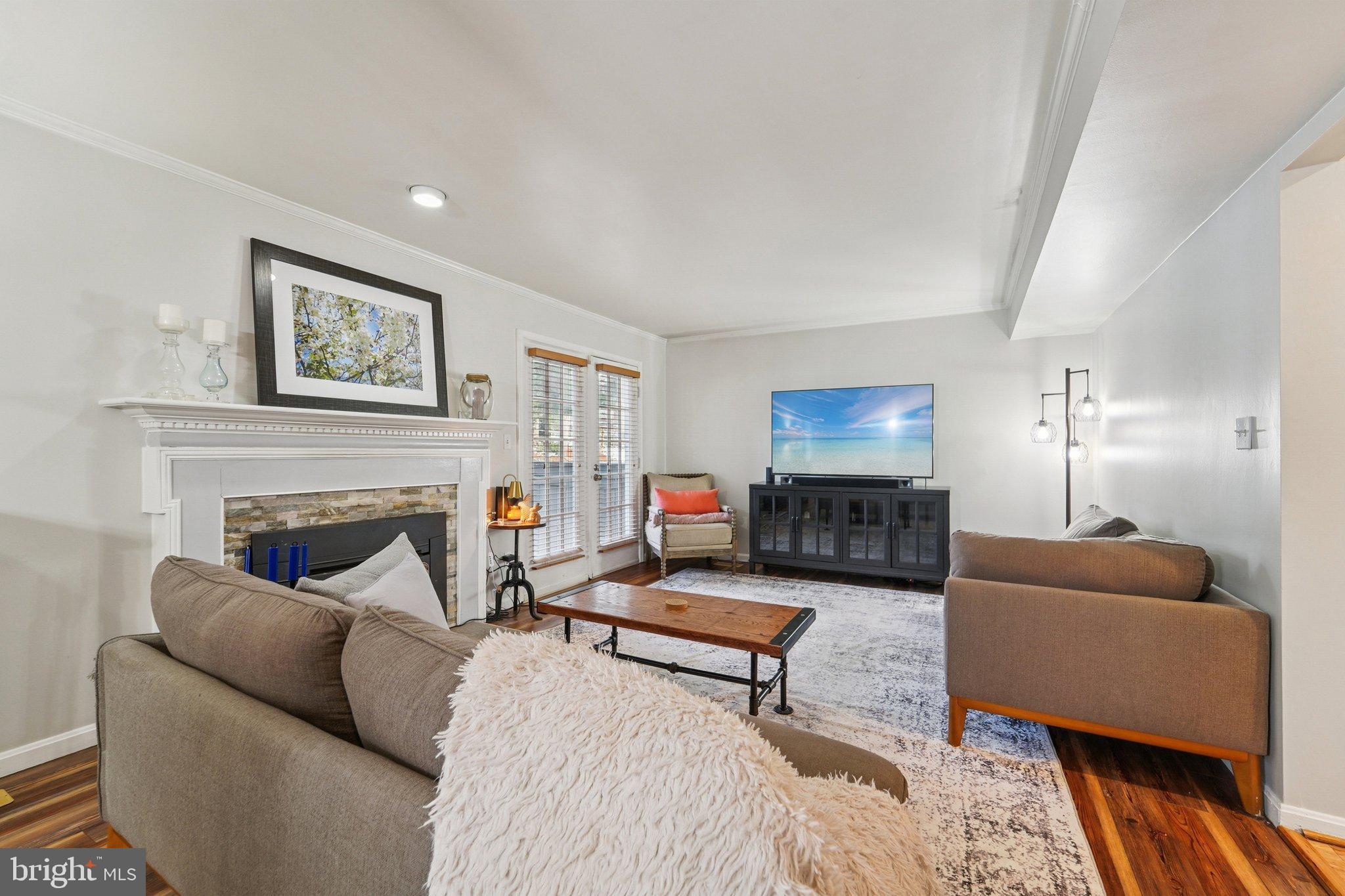 HIGHLAND HALL - Residential