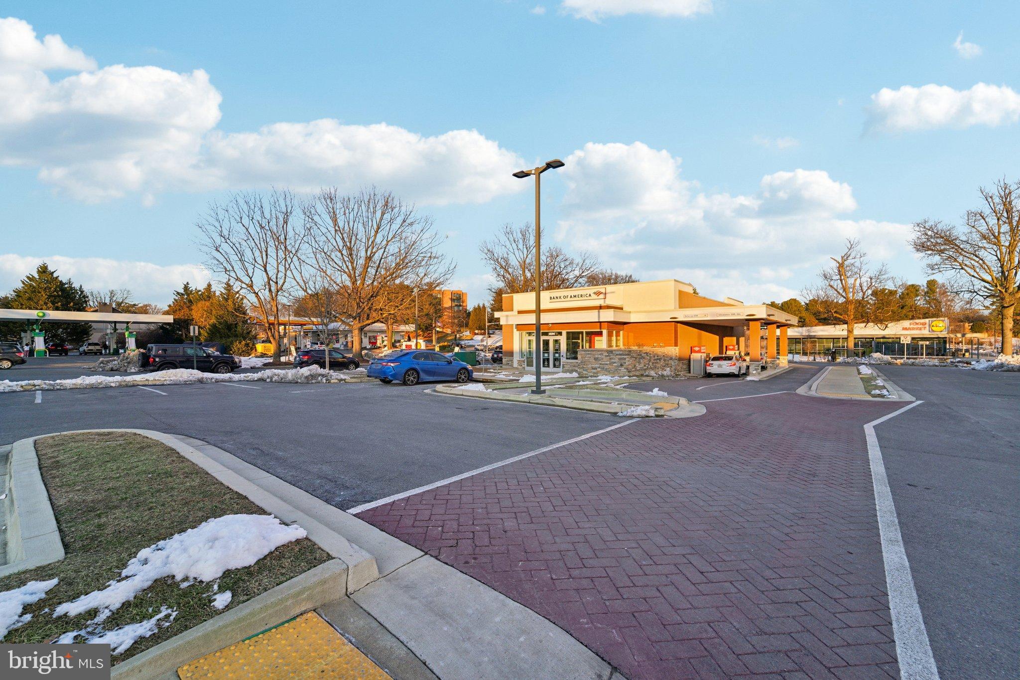 HIGHLAND HALL - Residential