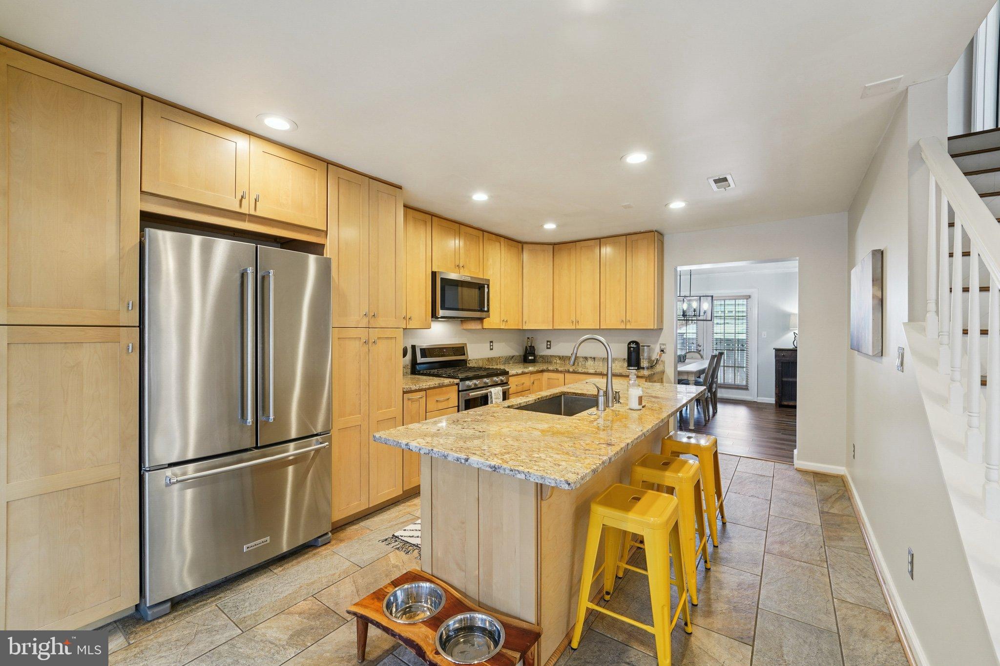 HIGHLAND HALL - Residential