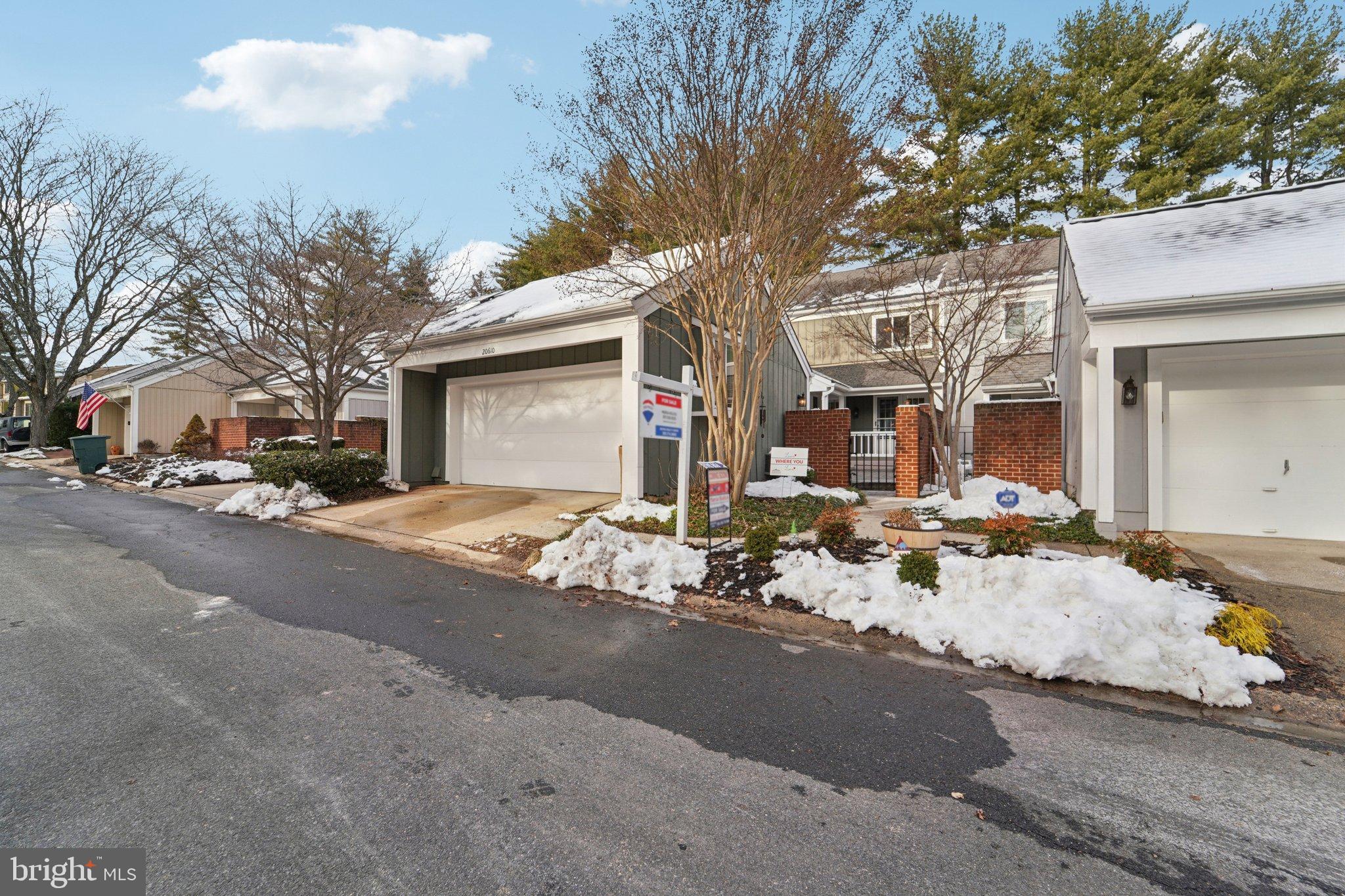 HIGHLAND HALL - Residential