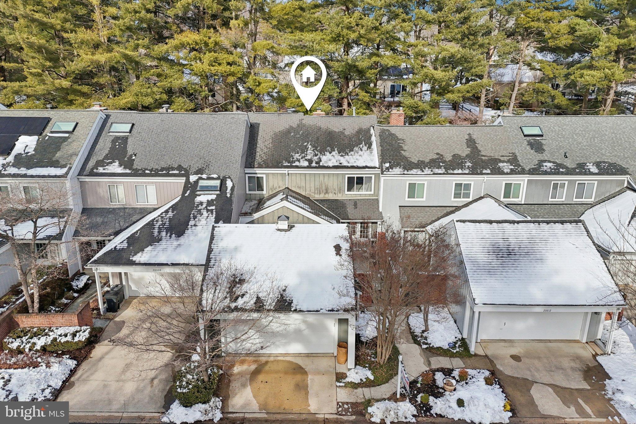 HIGHLAND HALL - Residential