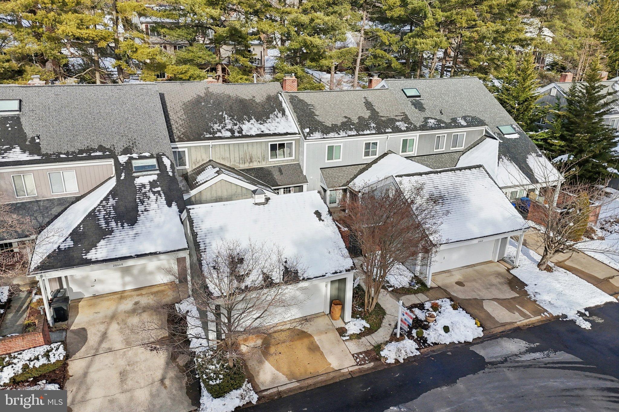 HIGHLAND HALL - Residential