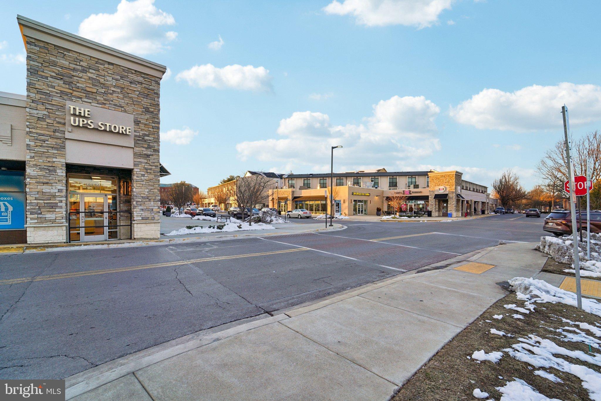 HIGHLAND HALL - Residential